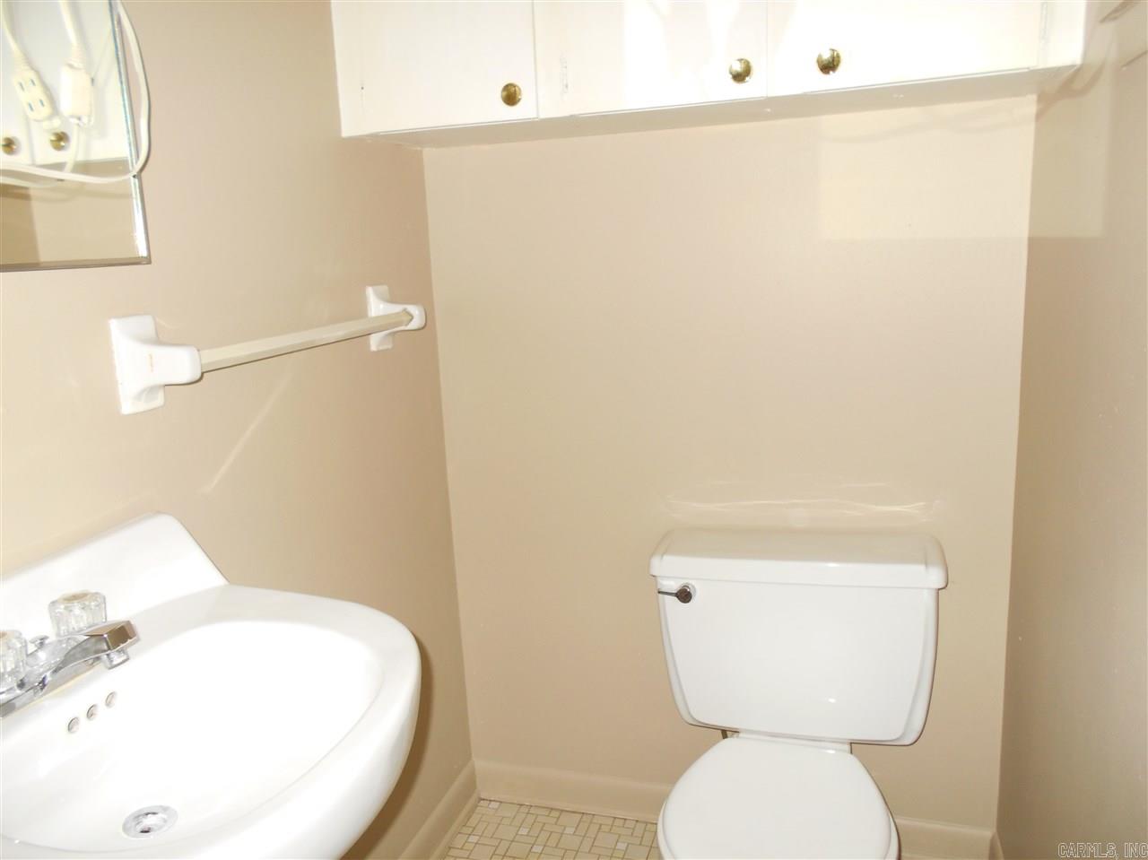 Meadowlark - Residential Lease