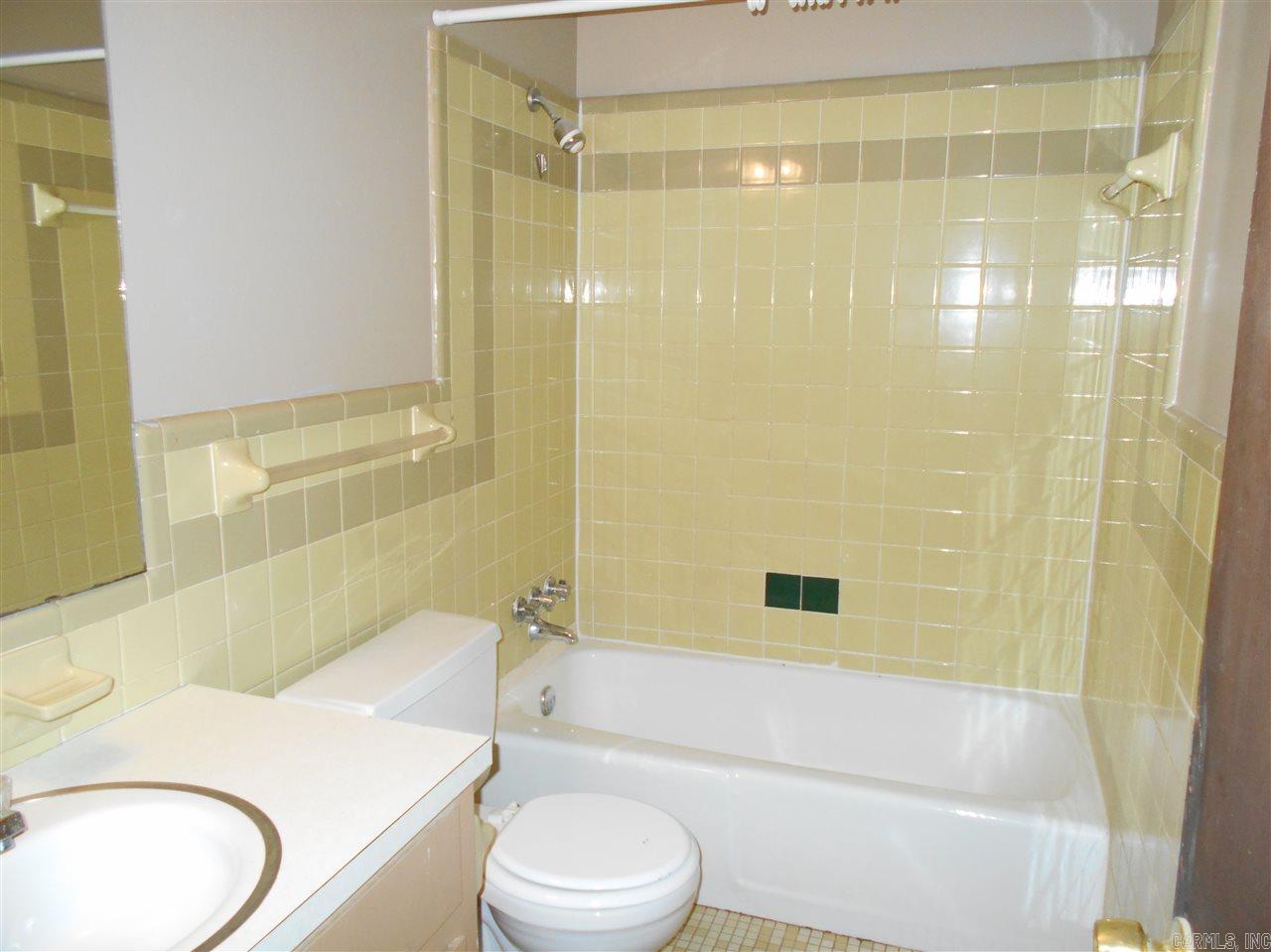 Meadowlark - Residential Lease