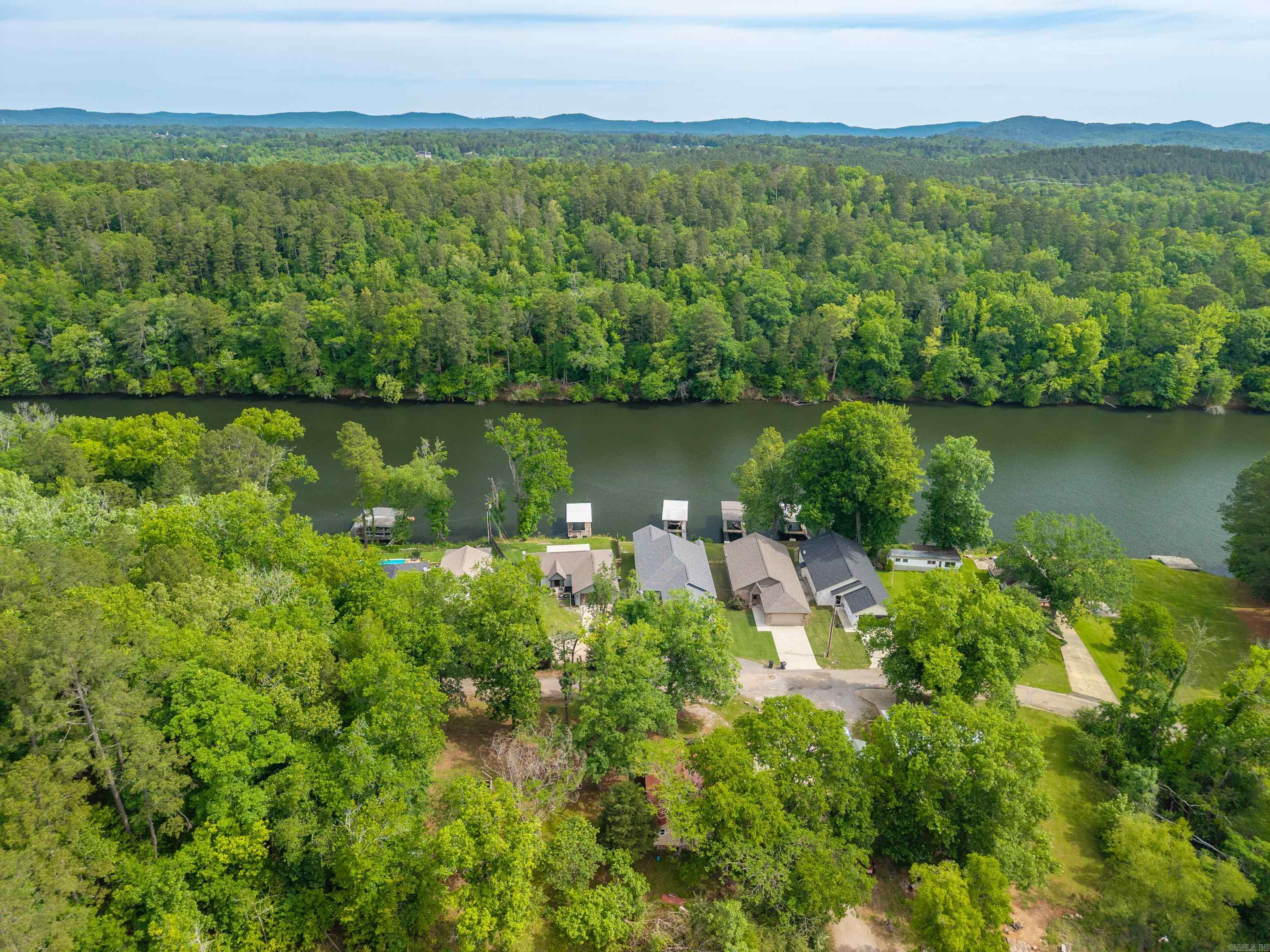 CHEROKEE BEACH LAKE ESTATES - Residential
