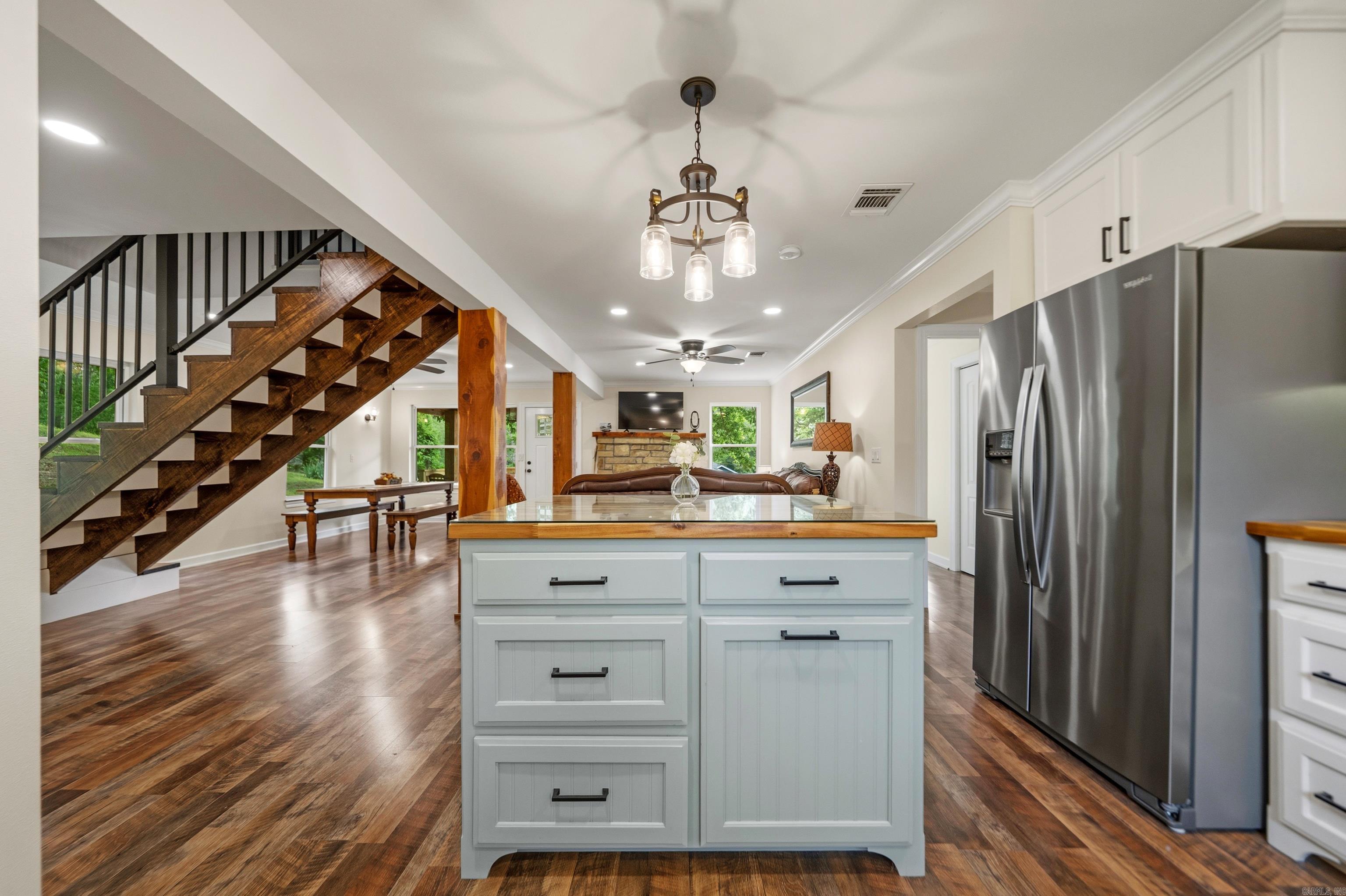 CHEROKEE BEACH LAKE ESTATES - Residential