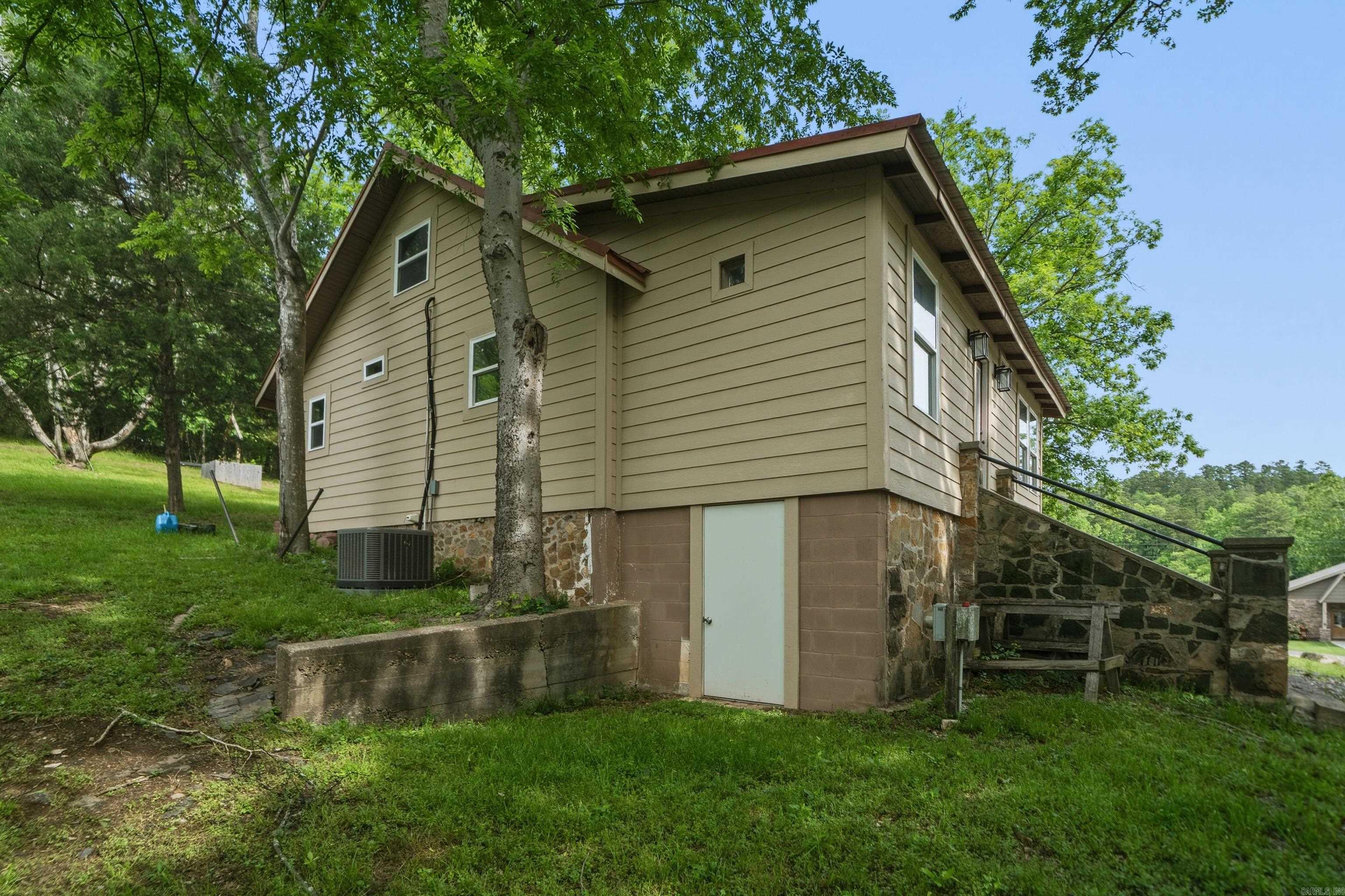 CHEROKEE BEACH LAKE ESTATES - Residential