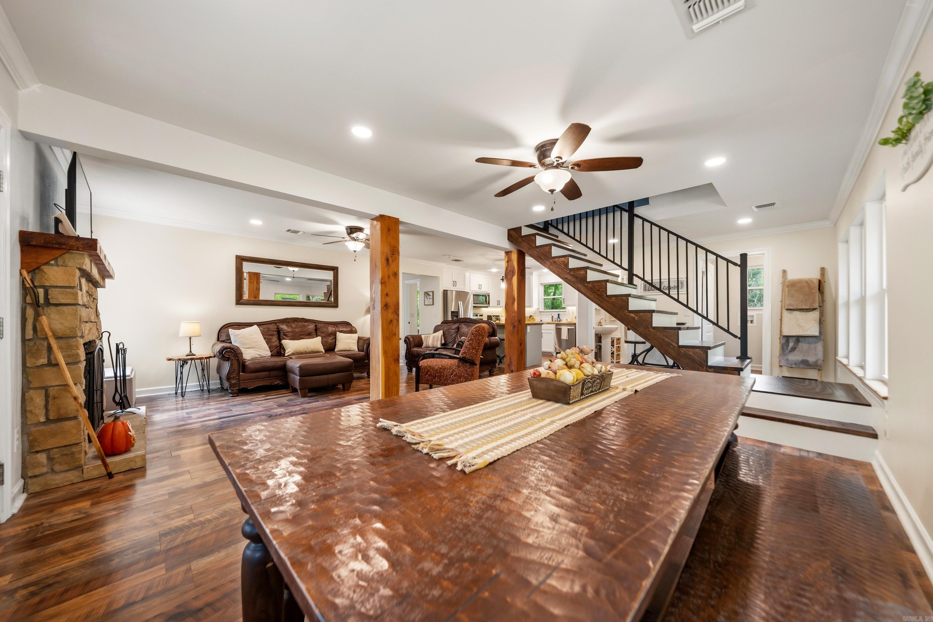 CHEROKEE BEACH LAKE ESTATES - Residential