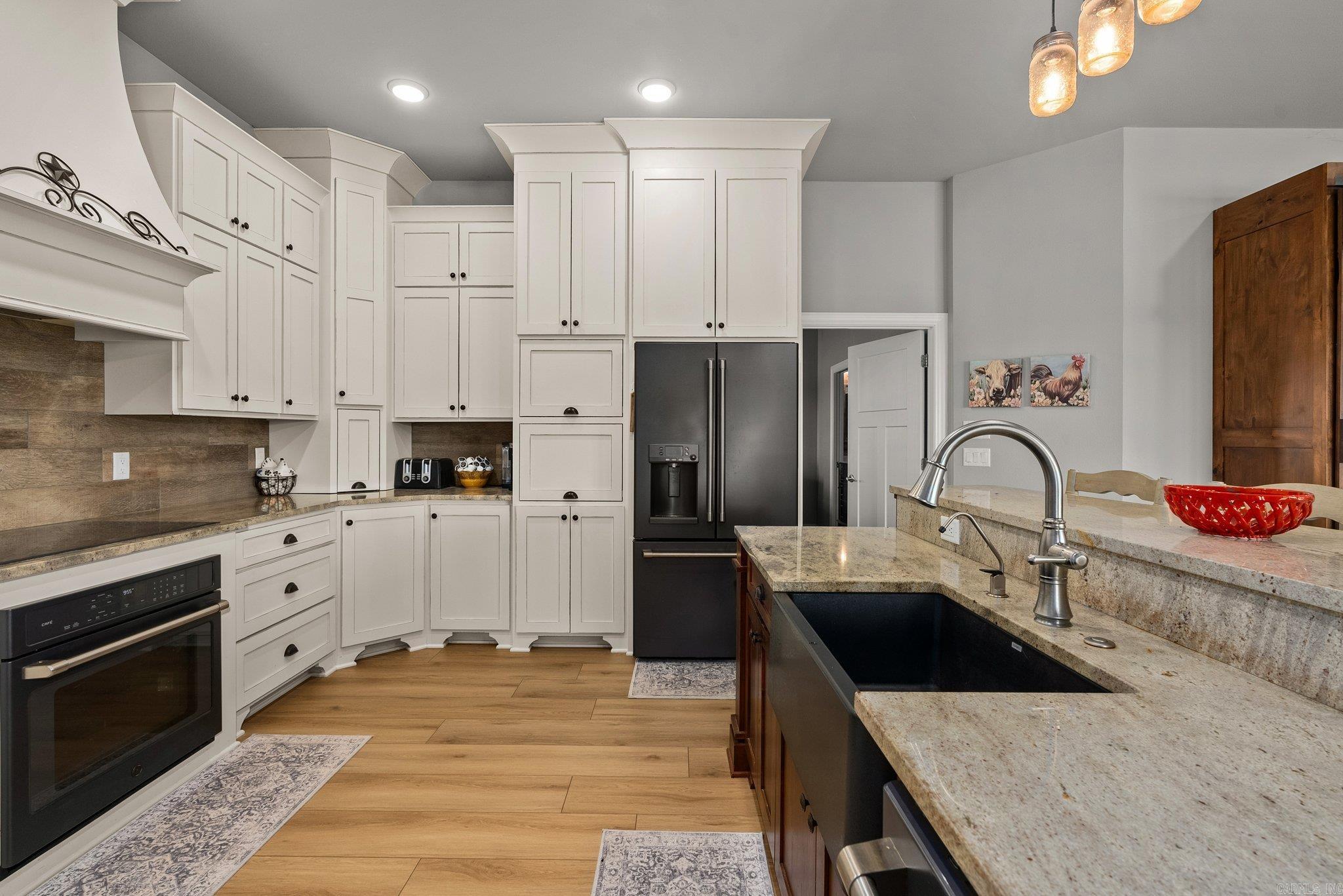 LONSDALE - CITY - Residential