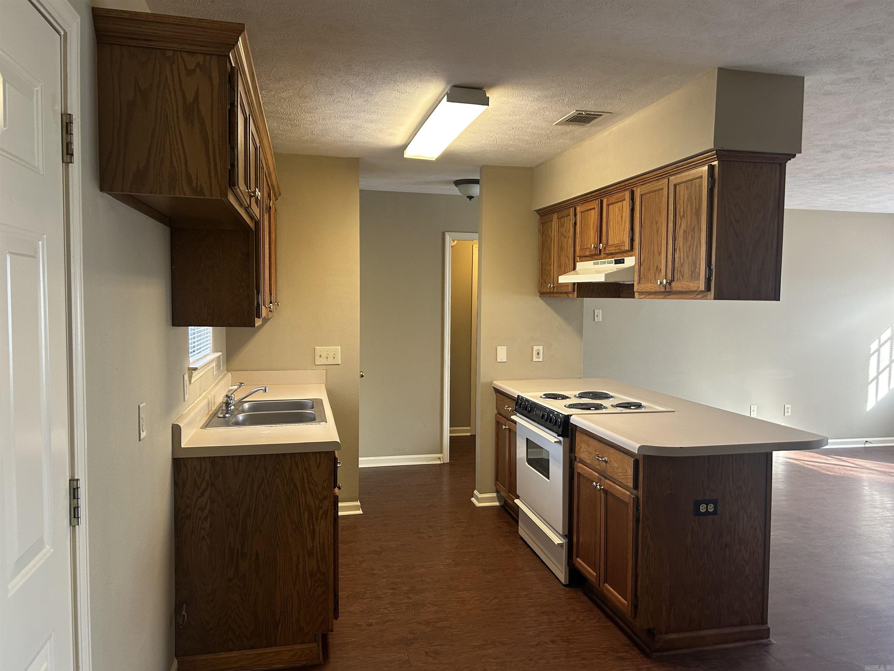 CHERUB COURT - Residential