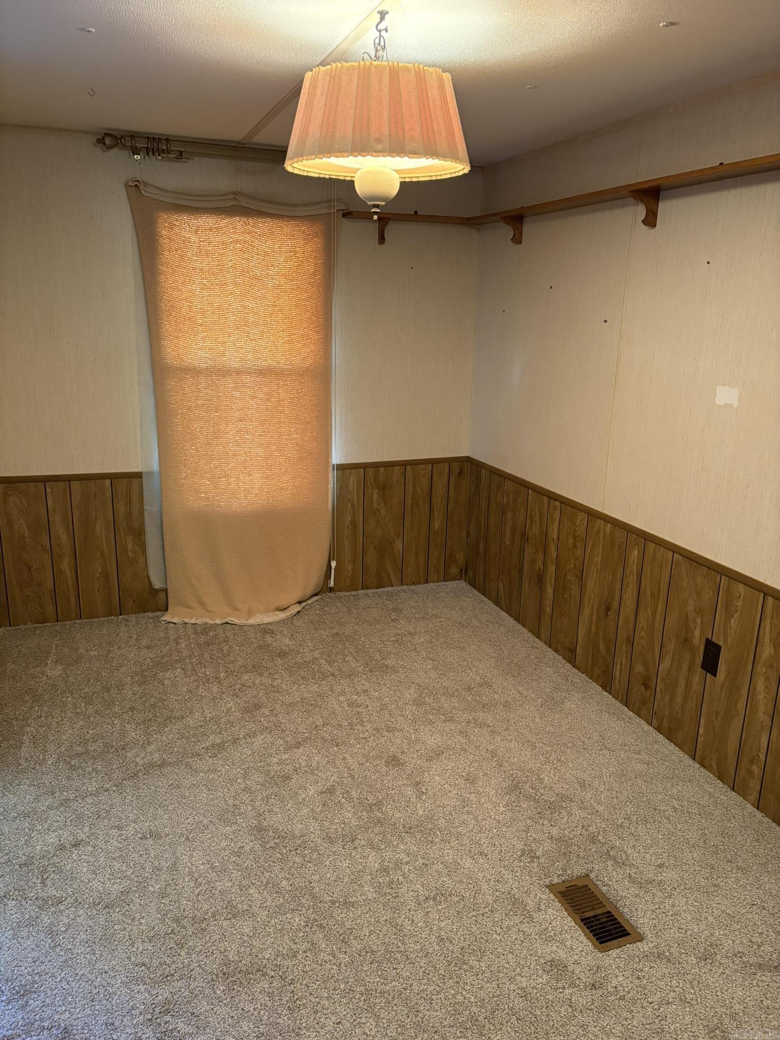 RED RIVER VALLEY - RIVER - Residential