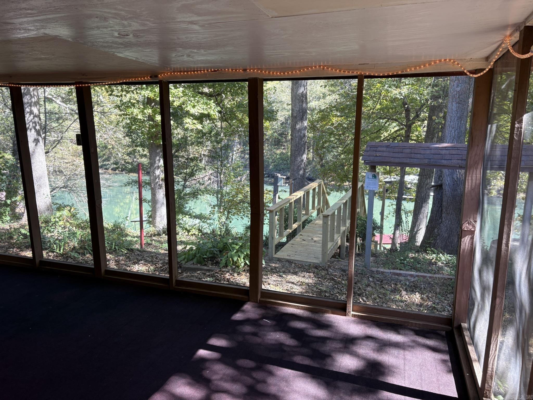 RED RIVER VALLEY - RIVER - Residential