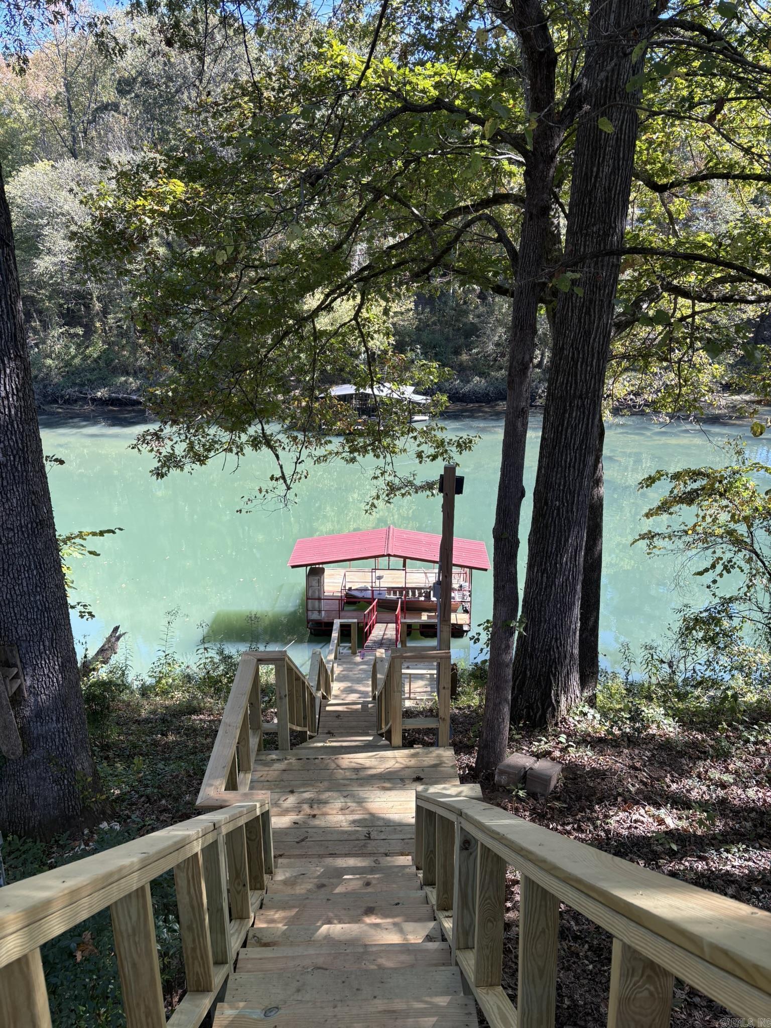 RED RIVER VALLEY - RIVER - Residential