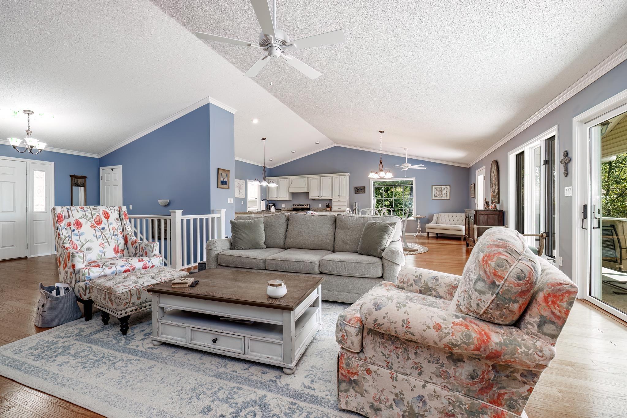 LA VIEJO - Residential