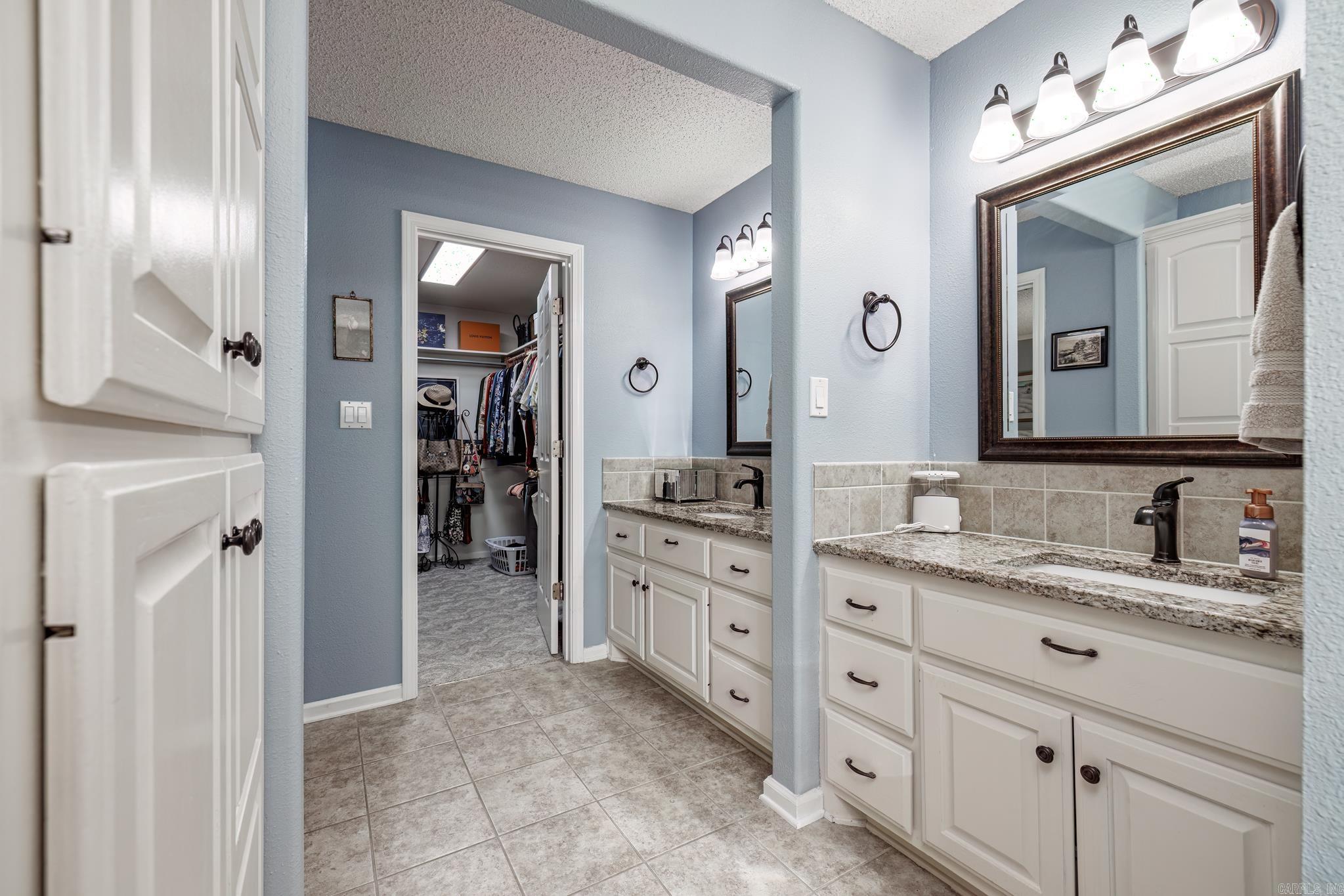 LA VIEJO - Residential