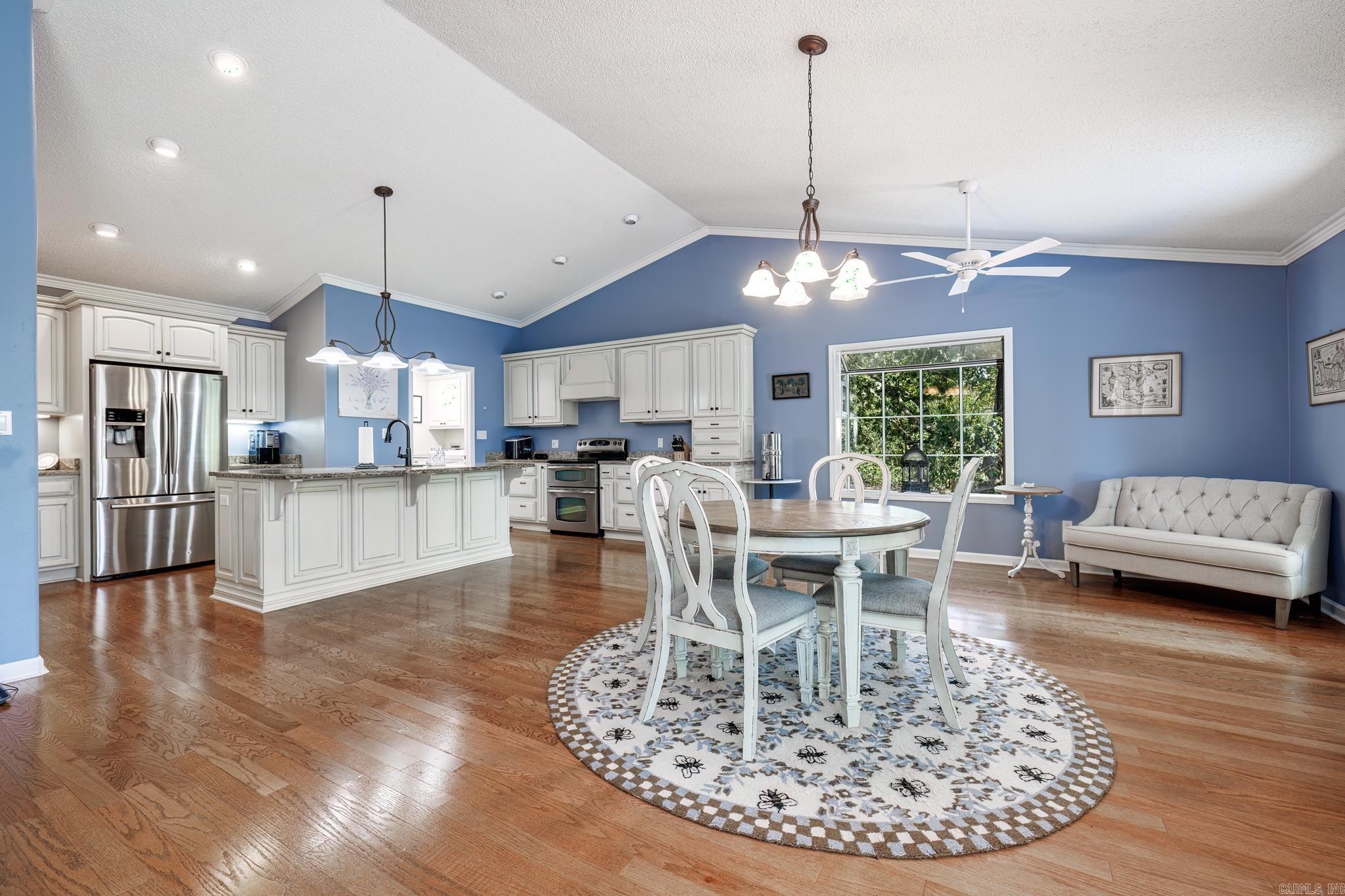 LA VIEJO - Residential