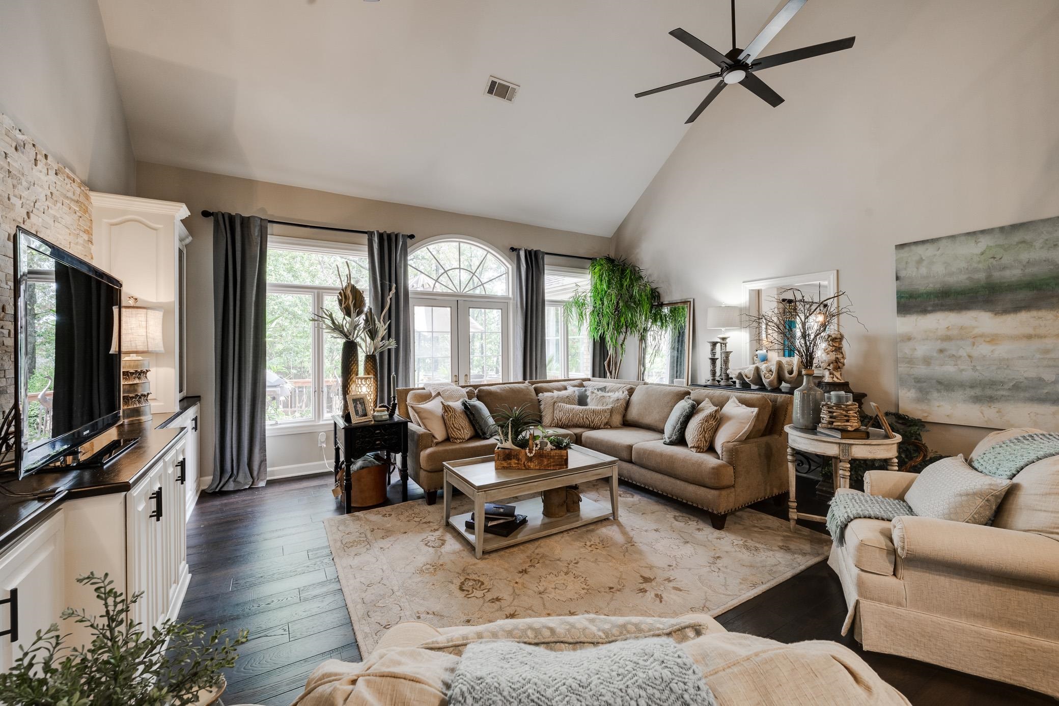 Stonegate Shores - Residential