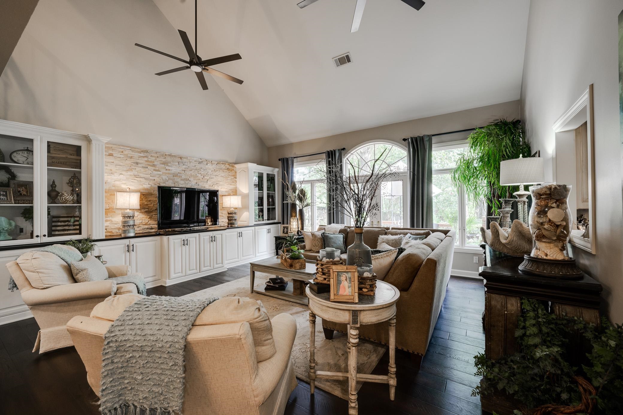 Stonegate Shores - Residential