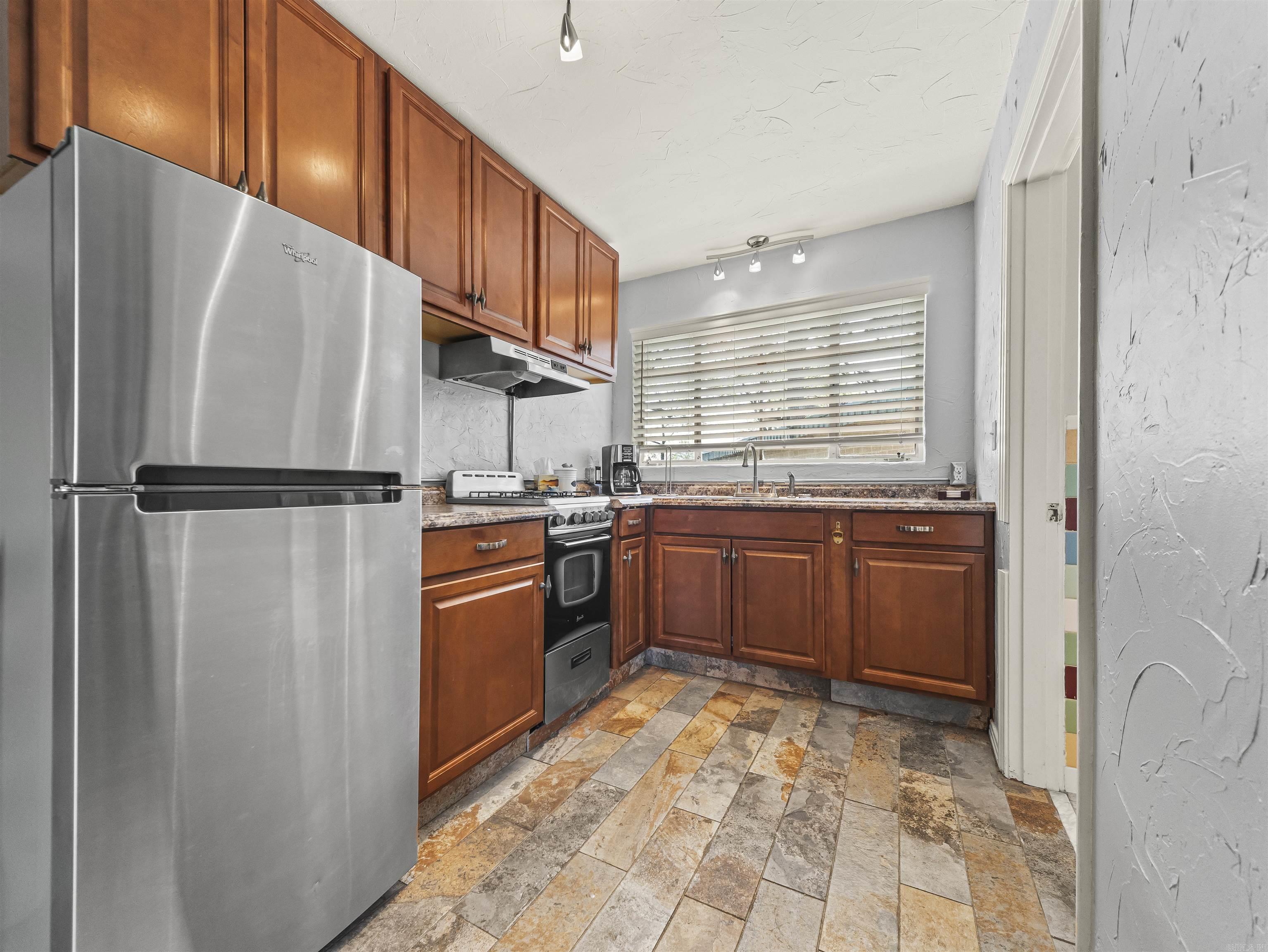 LAKELAND LODGE HPR - Residential