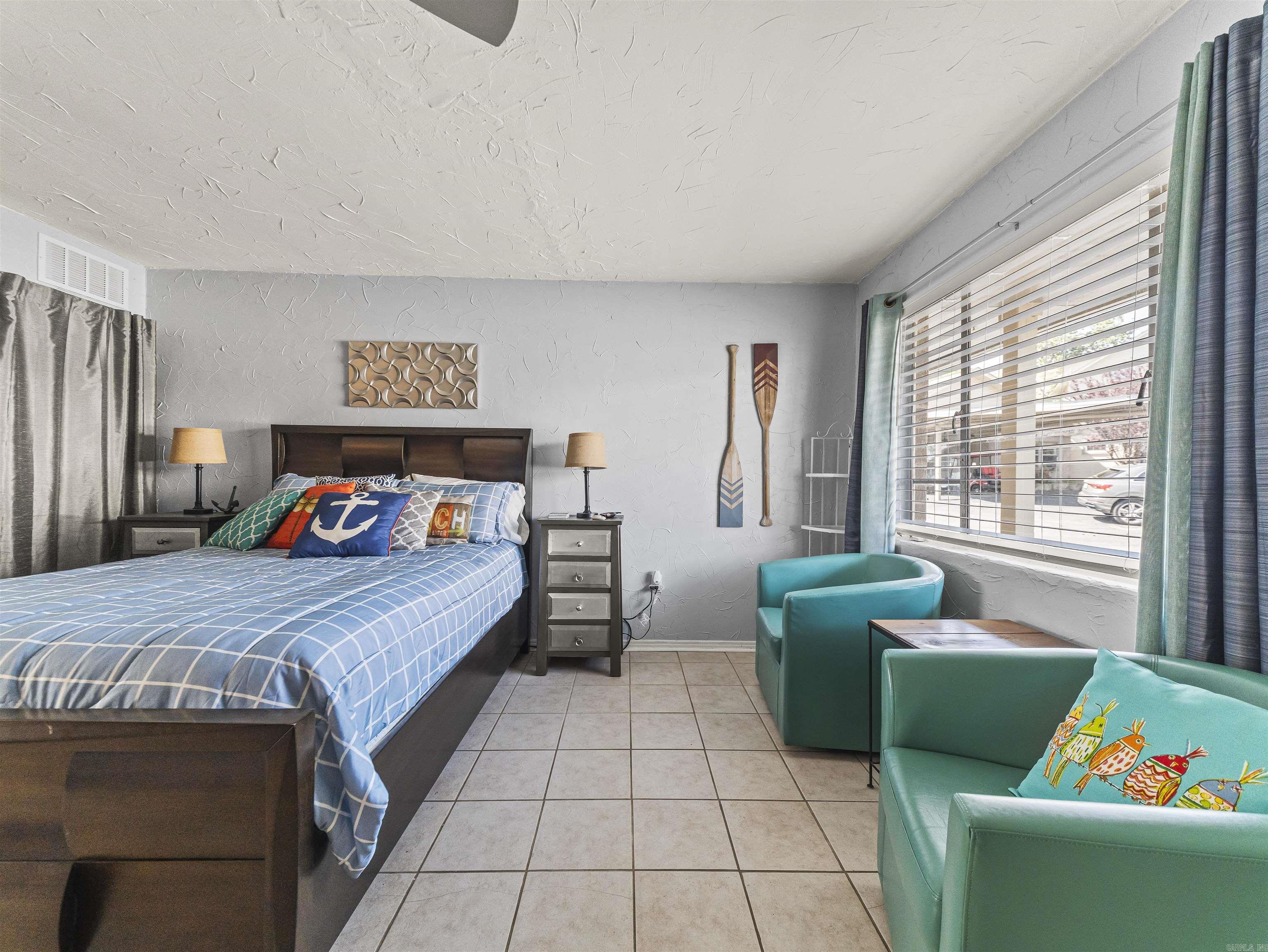 LAKELAND LODGE HPR - Residential