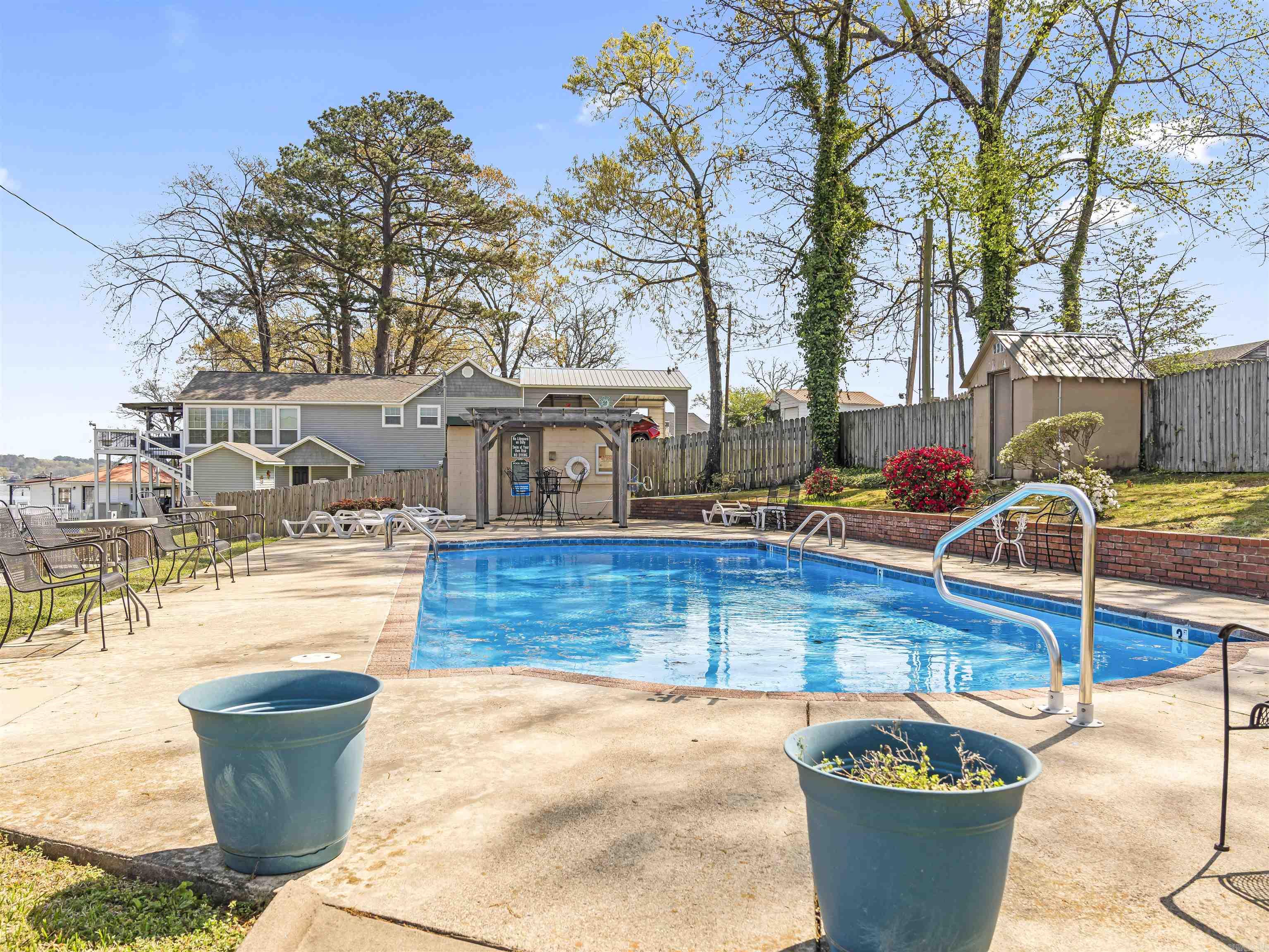 LAKELAND LODGE HPR - Residential