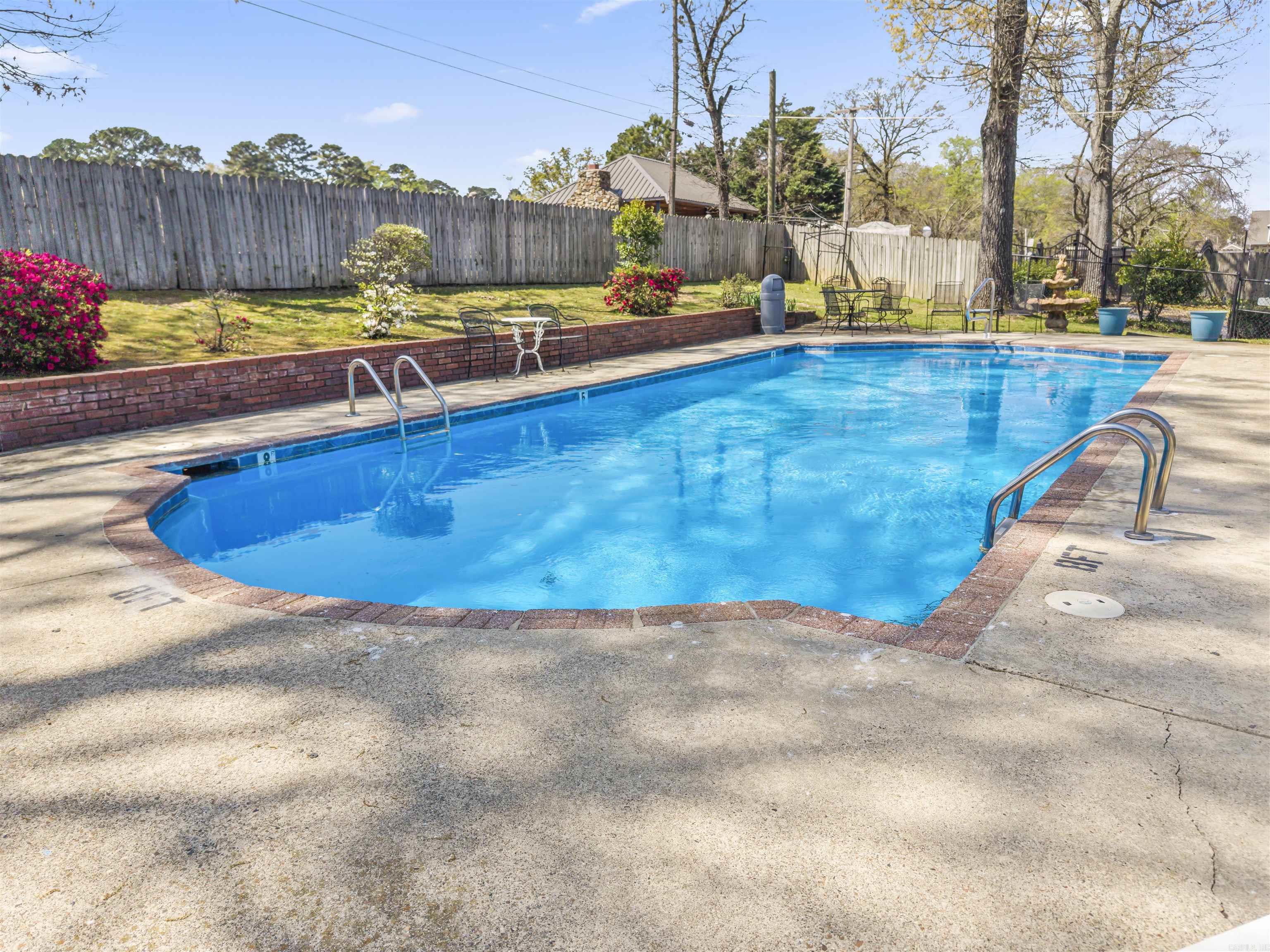 LAKELAND LODGE HPR - Residential