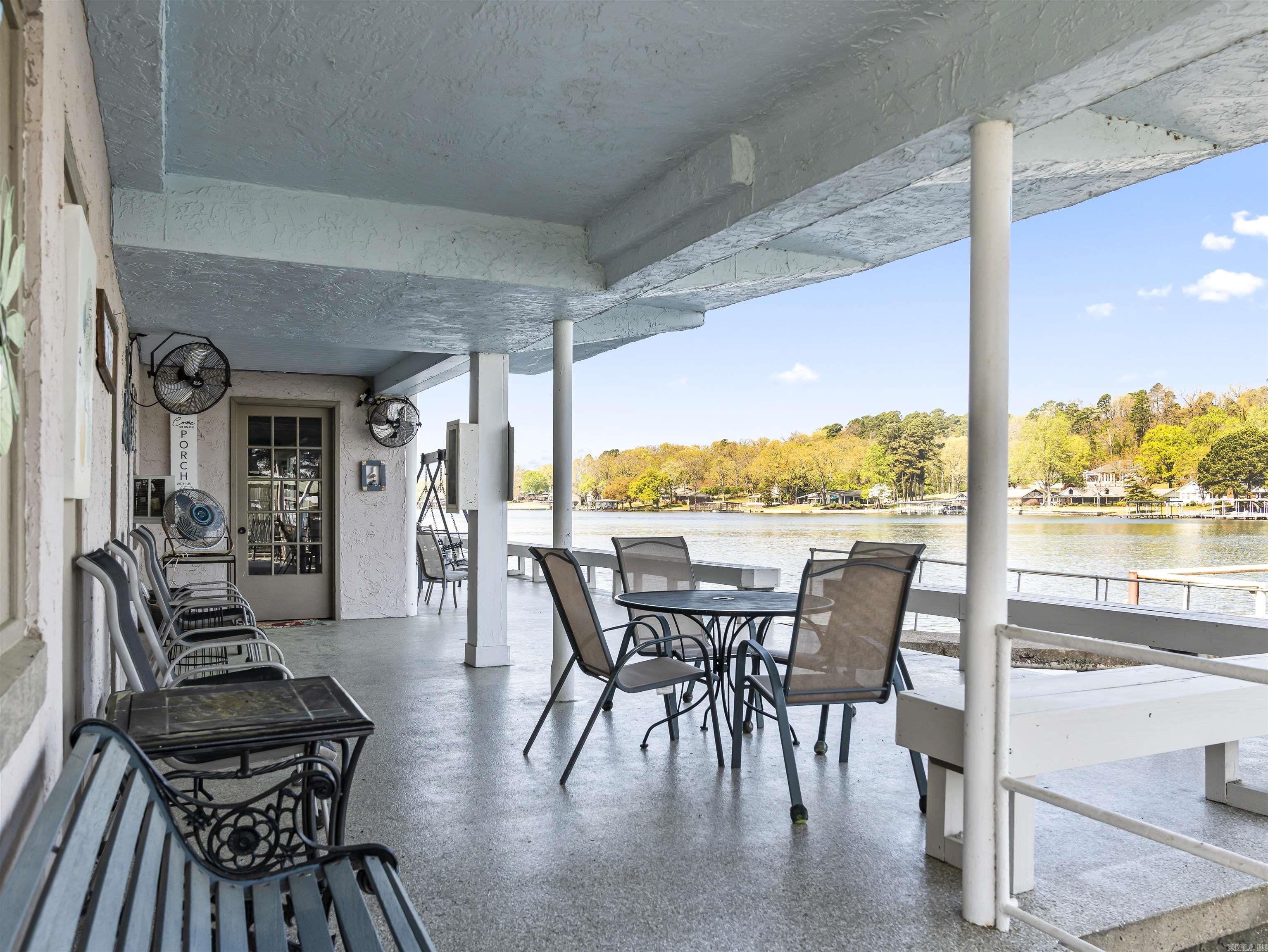 LAKELAND LODGE HPR - Residential