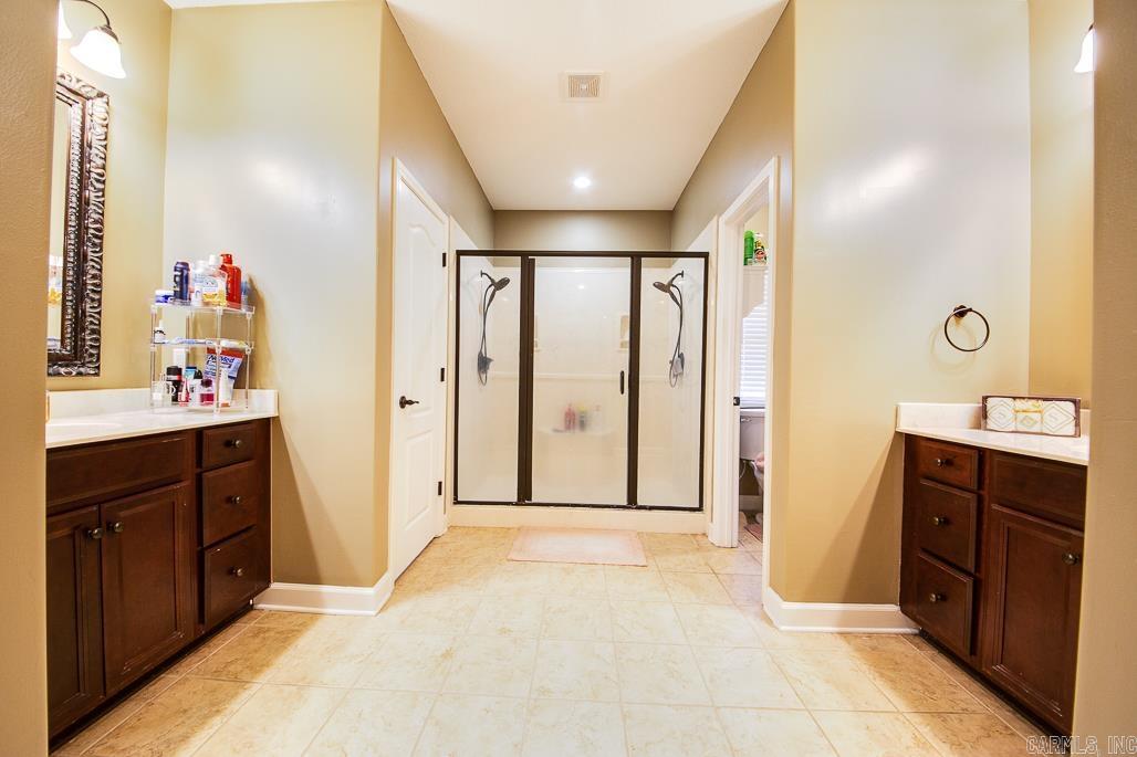 THE PARK ON MT SPRINGS - Residential