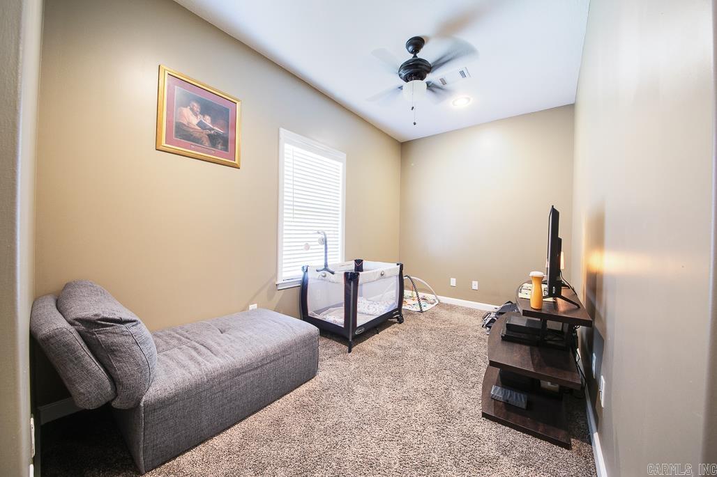 THE PARK ON MT SPRINGS - Residential