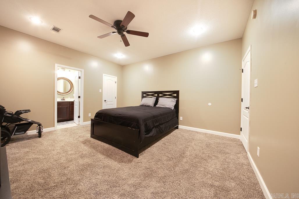 THE PARK ON MT SPRINGS - Residential