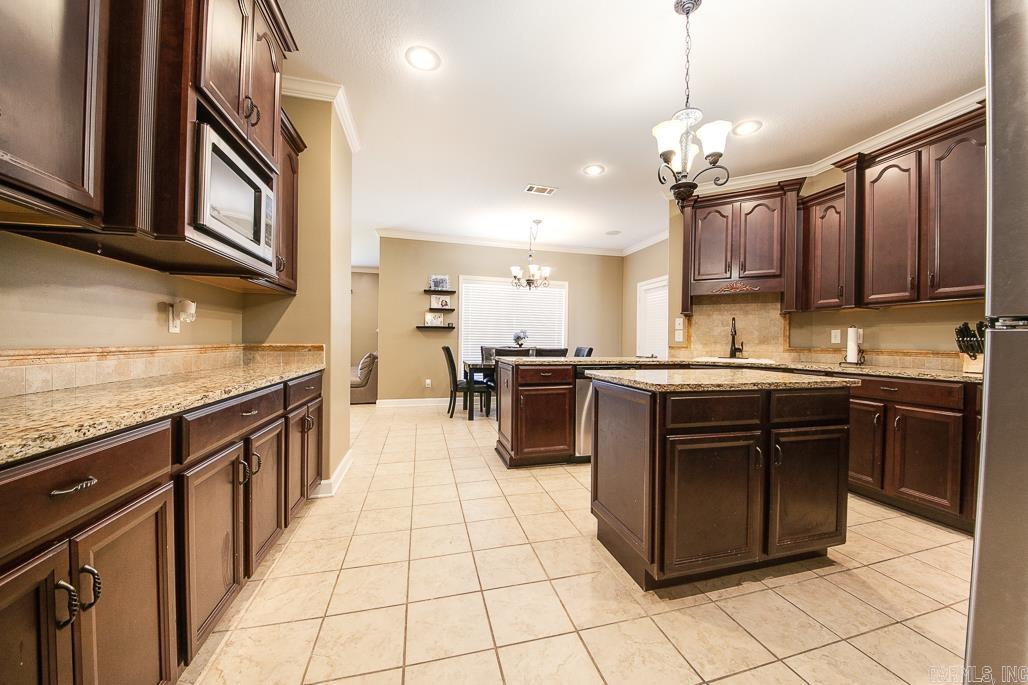 THE PARK ON MT SPRINGS - Residential