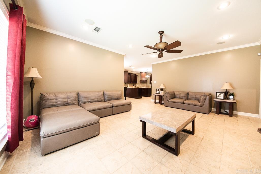 THE PARK ON MT SPRINGS - Residential