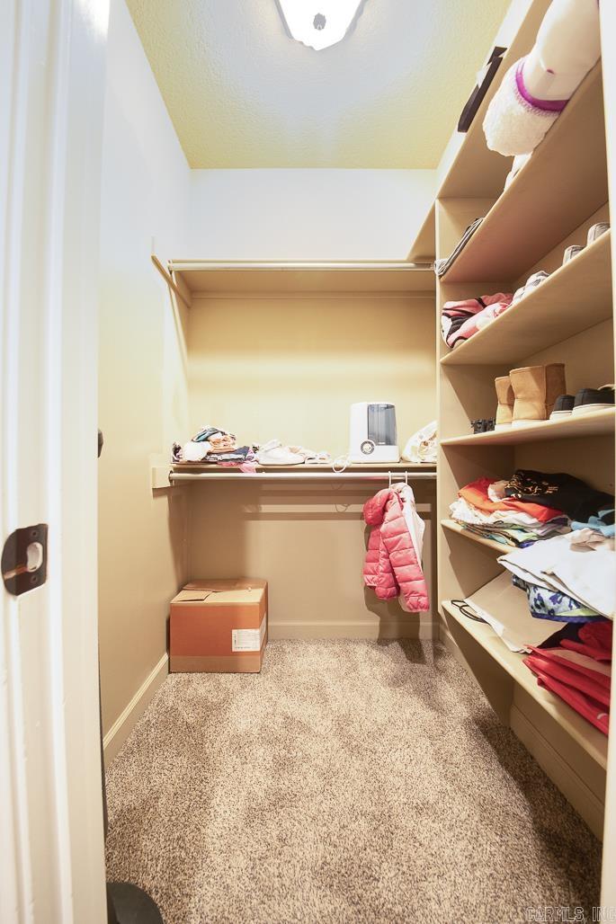 THE PARK ON MT SPRINGS - Residential