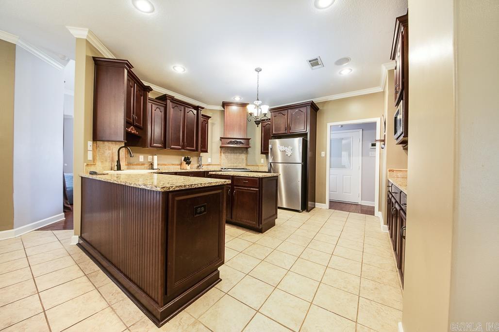 THE PARK ON MT SPRINGS - Residential