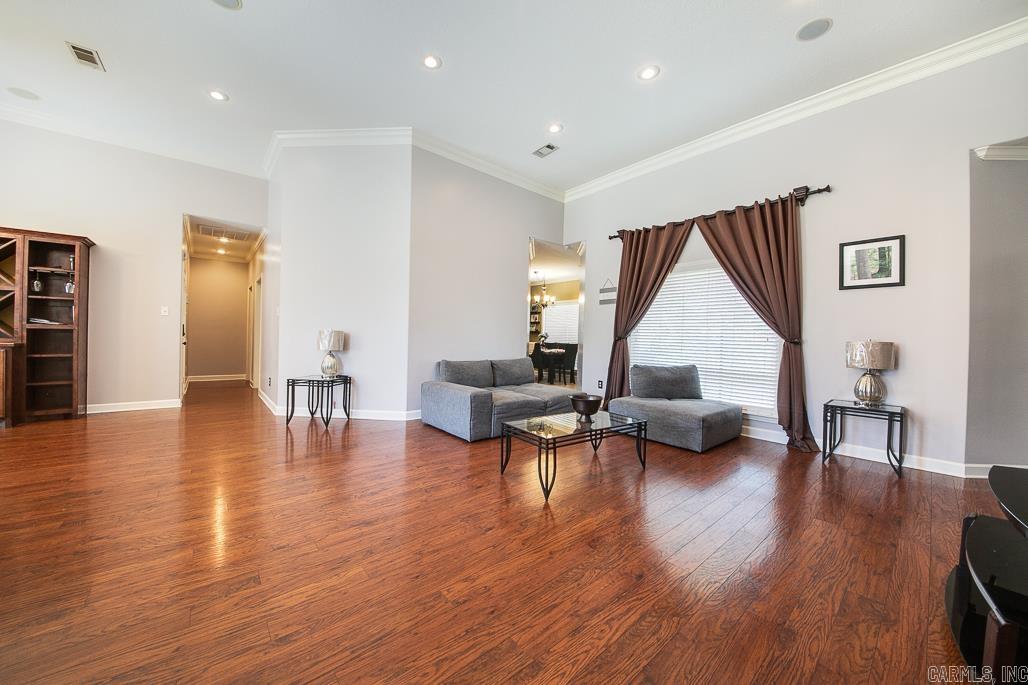 THE PARK ON MT SPRINGS - Residential