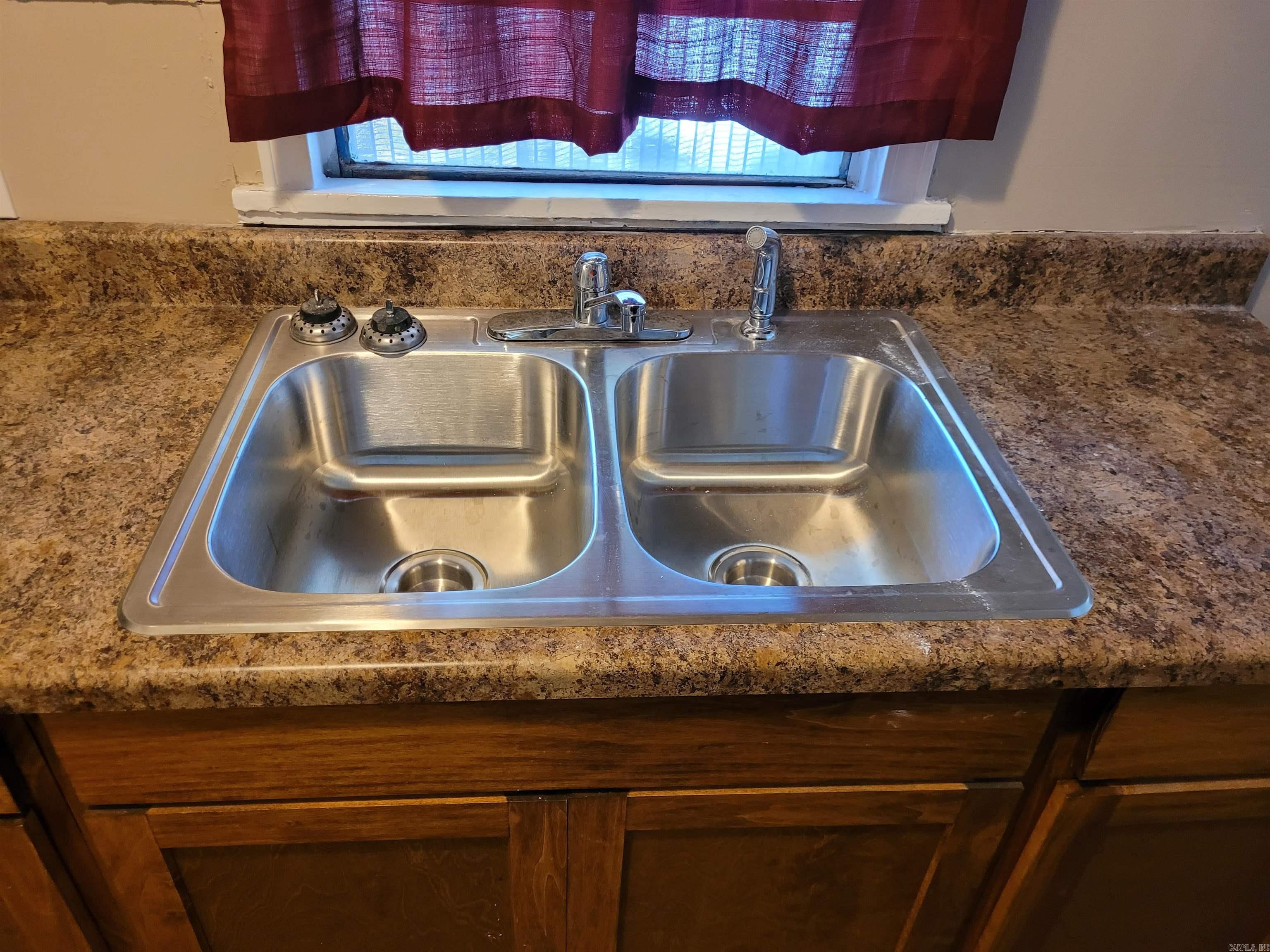 ARLINGTON - Residential