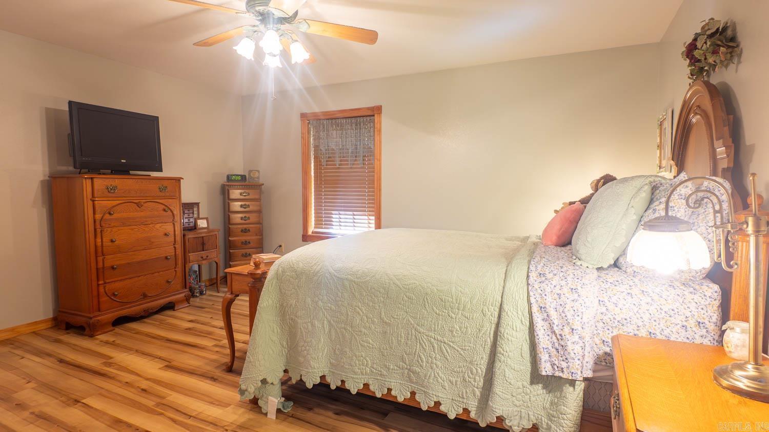 OZARK REGULAR BAPTIST CAMP - Residential