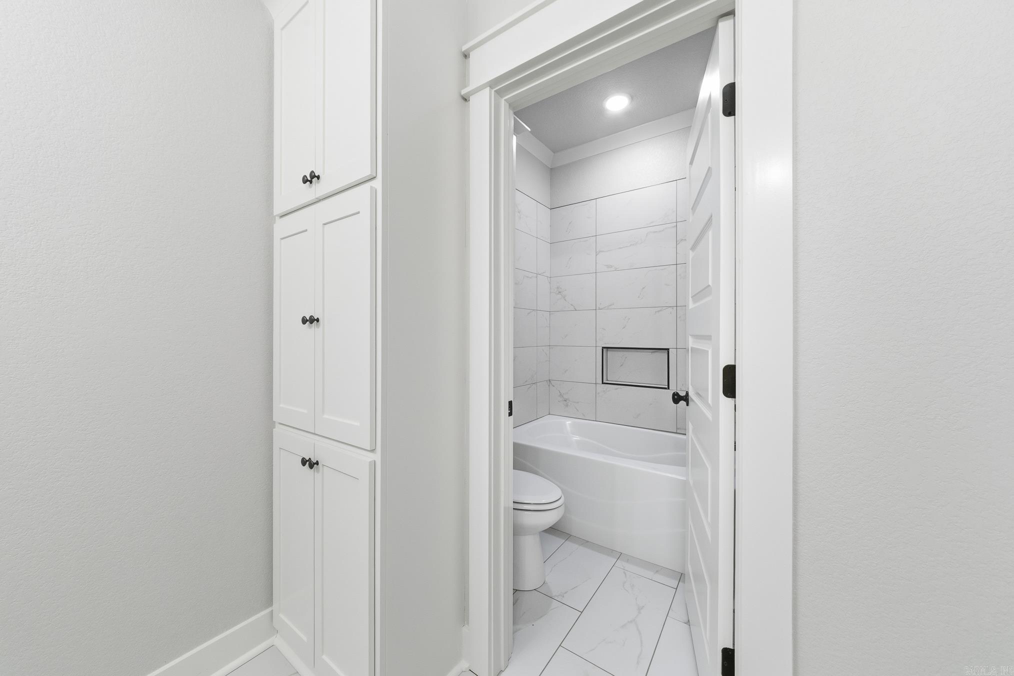 AUGUSTA ESTATES - Residential