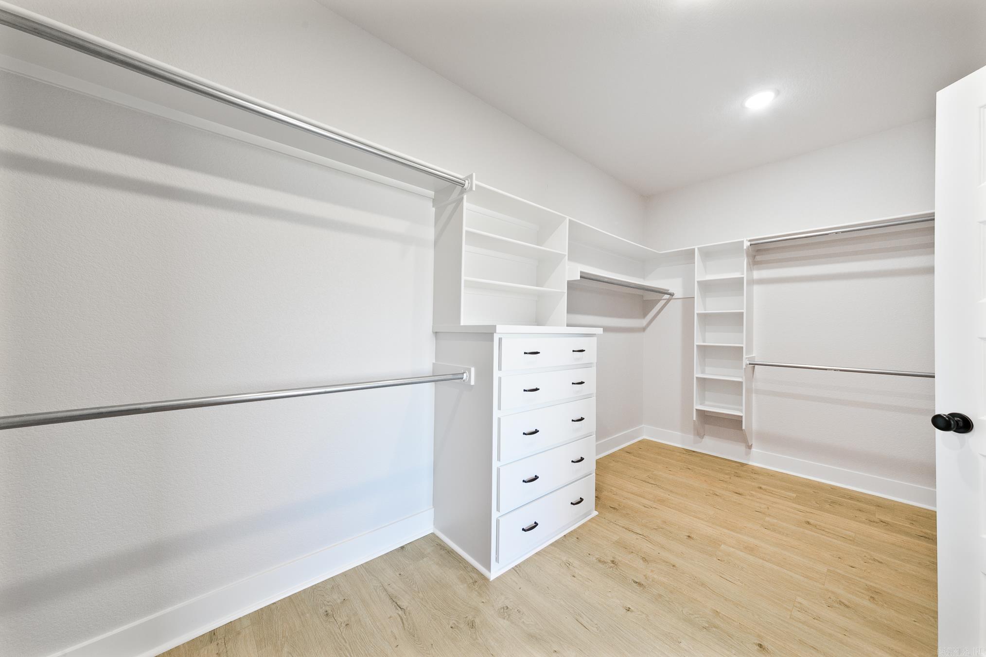 AUGUSTA ESTATES - Residential