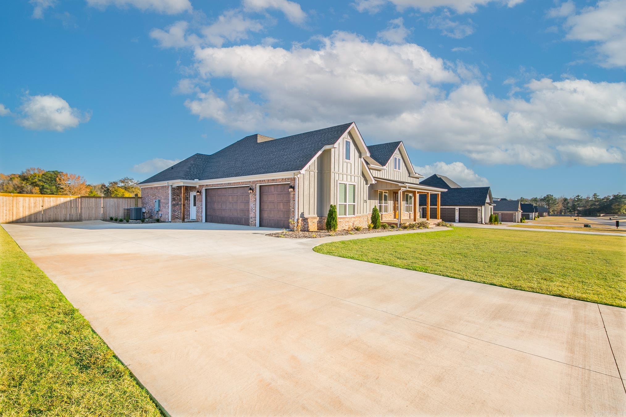 AUGUSTA ESTATES - Residential