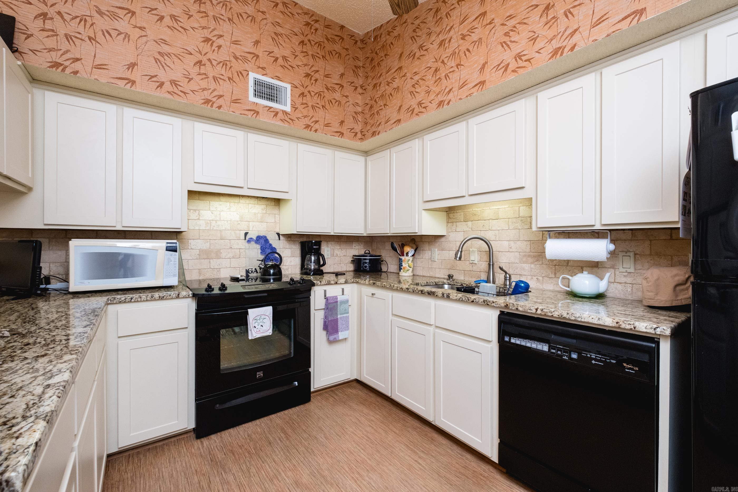 WALTON HEIGHTS - Residential