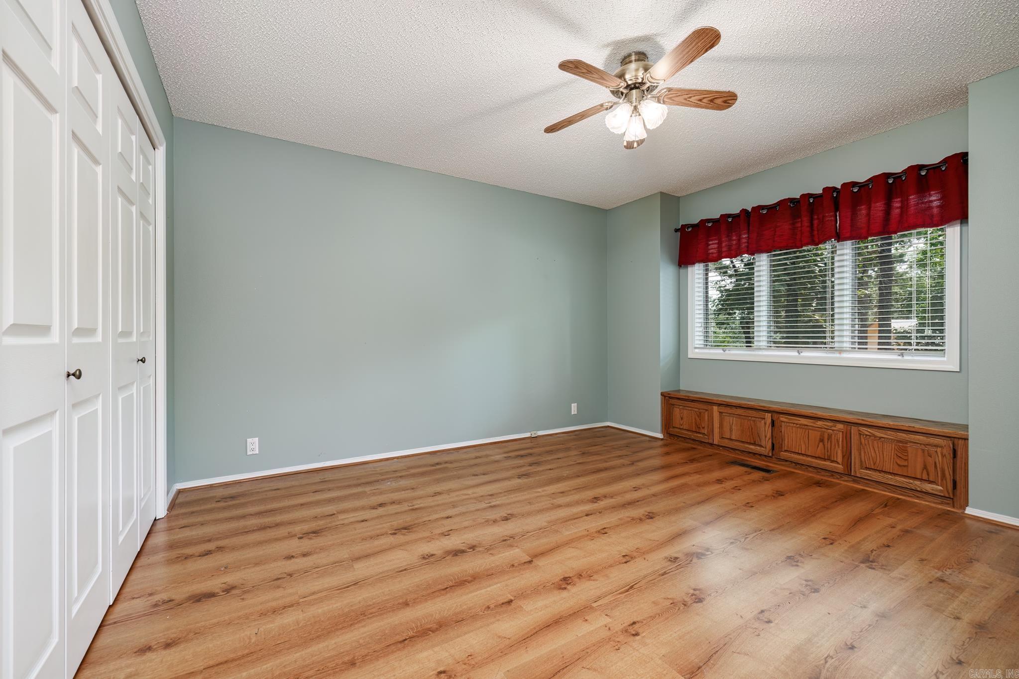 BALLESTEROS - Residential