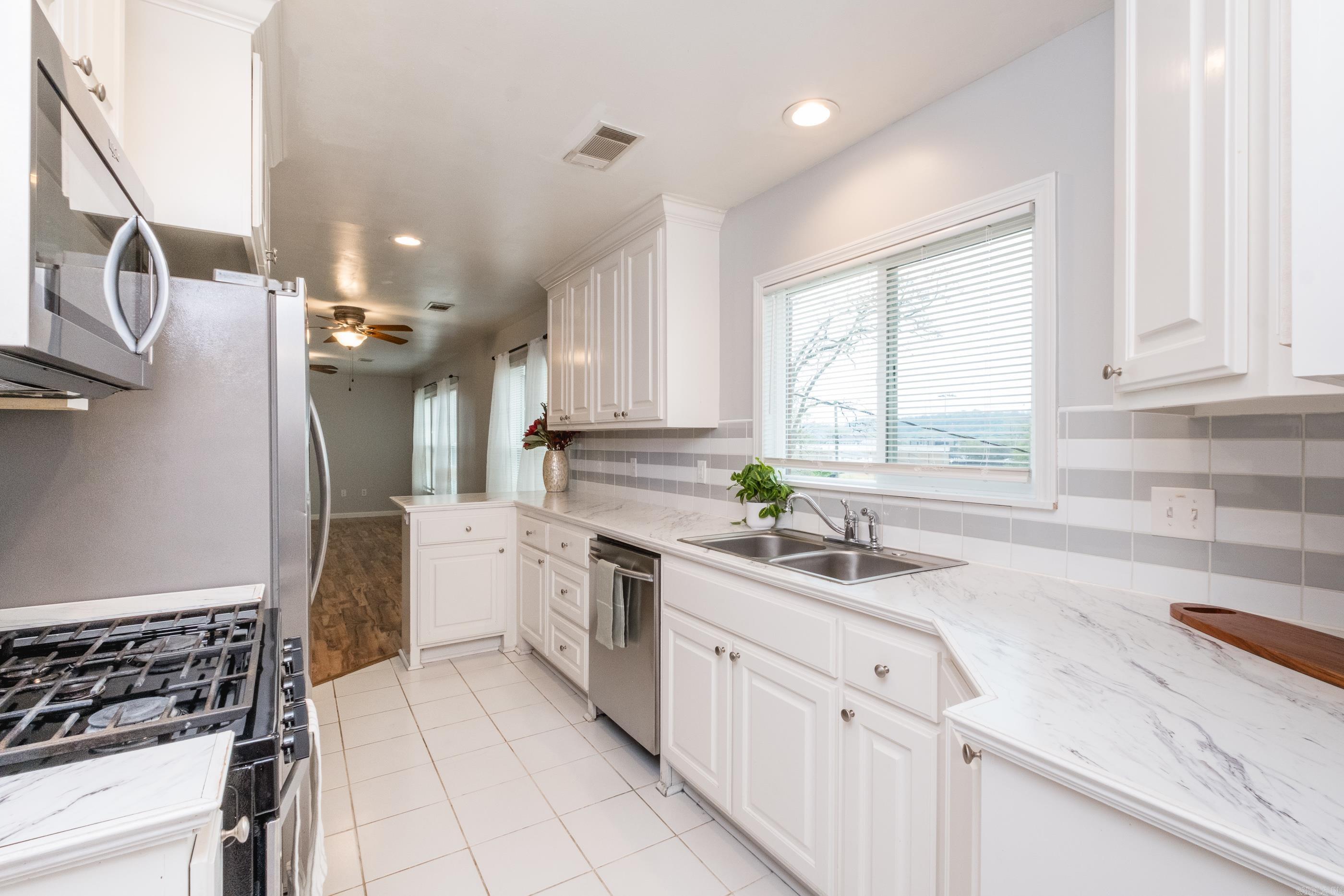 COOLWOOD - Residential