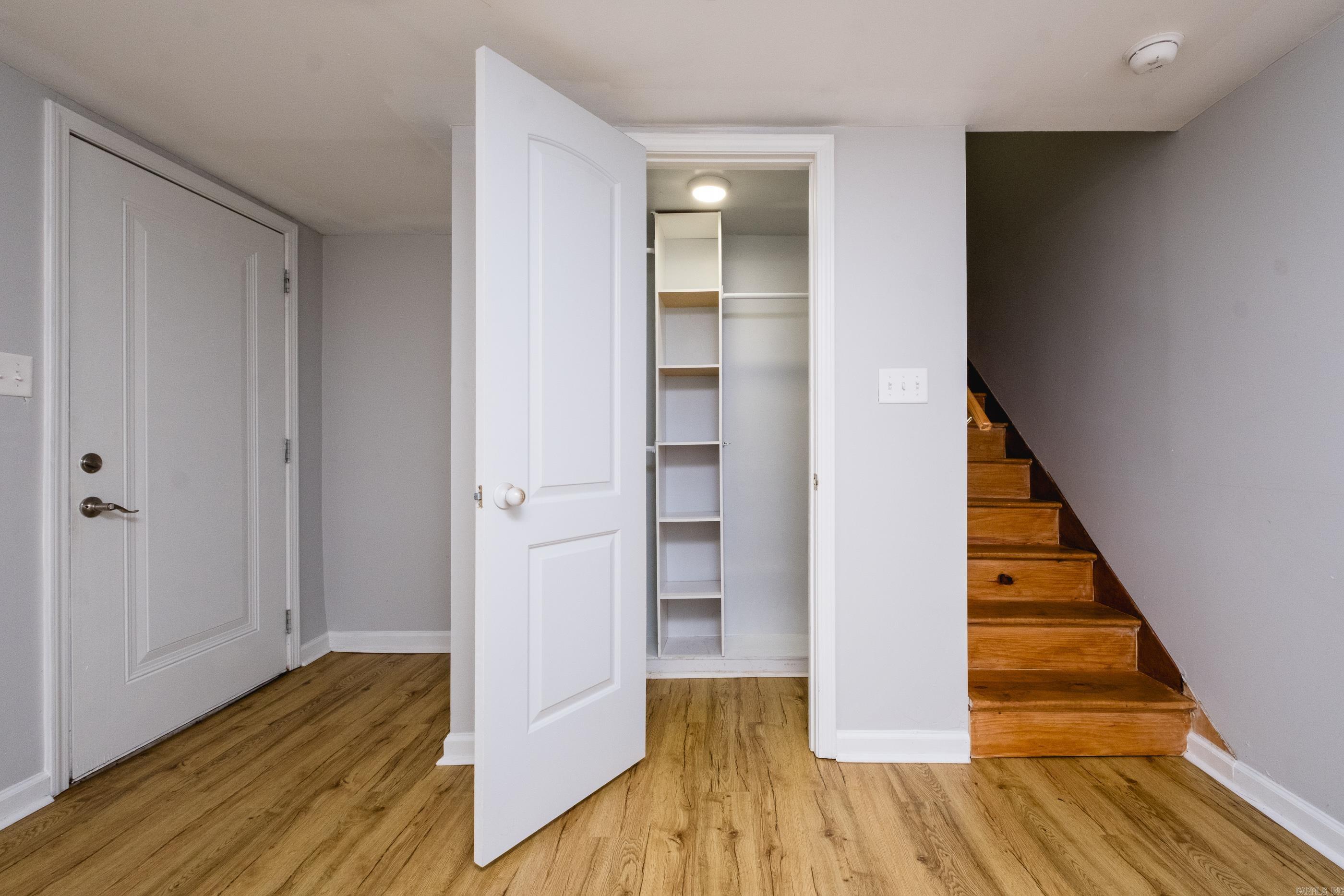 COOLWOOD - Residential