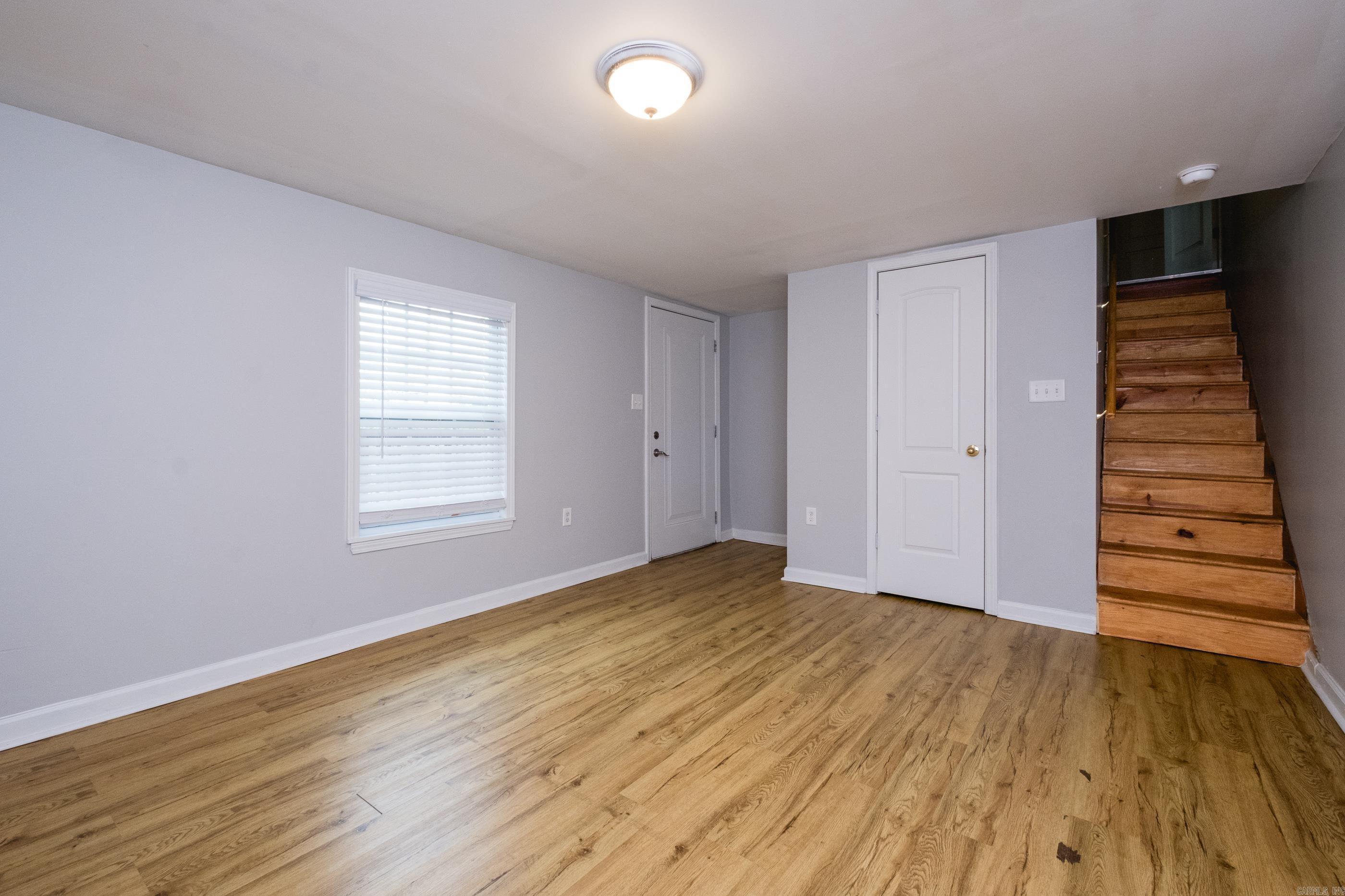 COOLWOOD - Residential