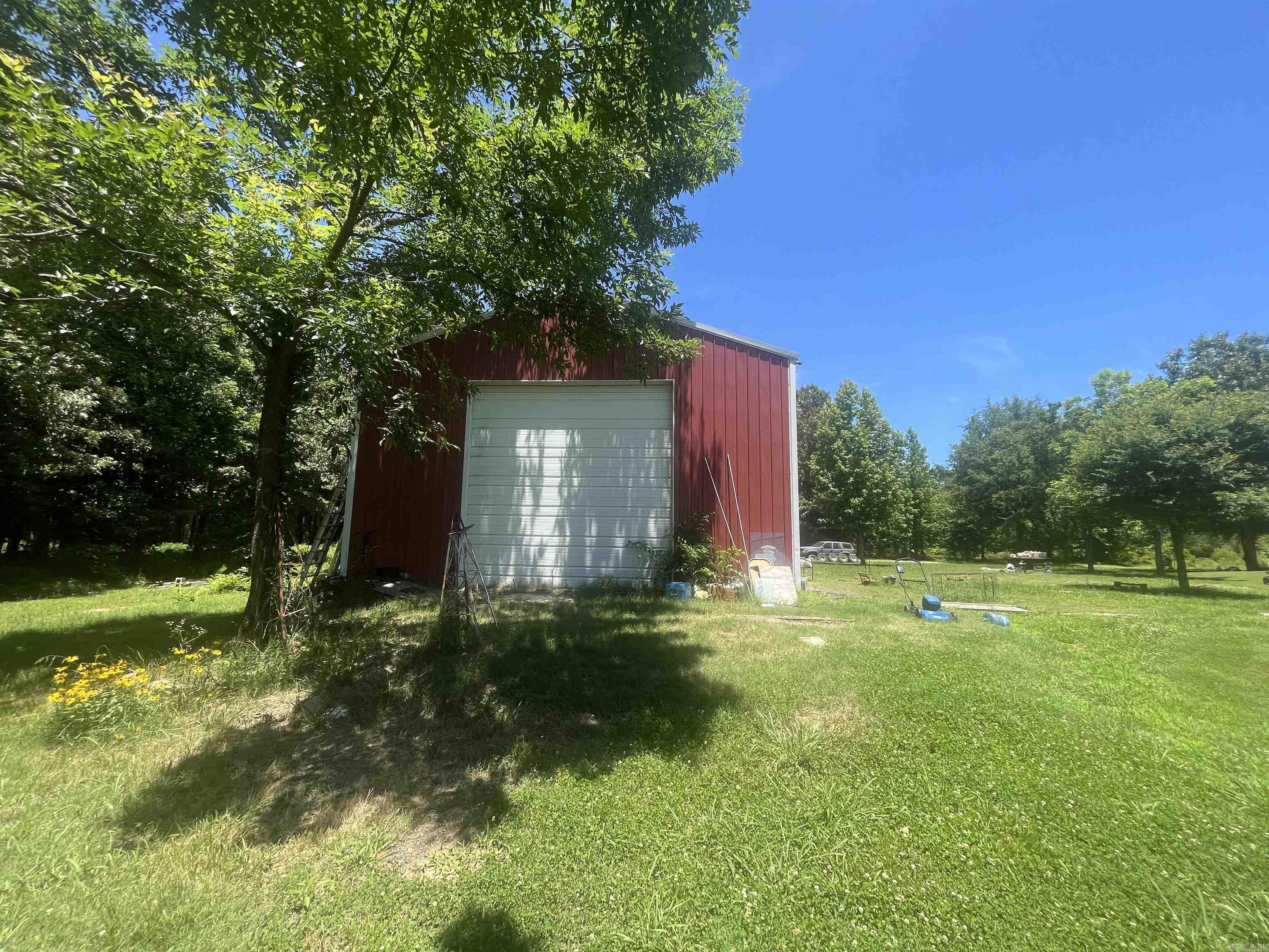 FAULKNER MEADOWS - Residential