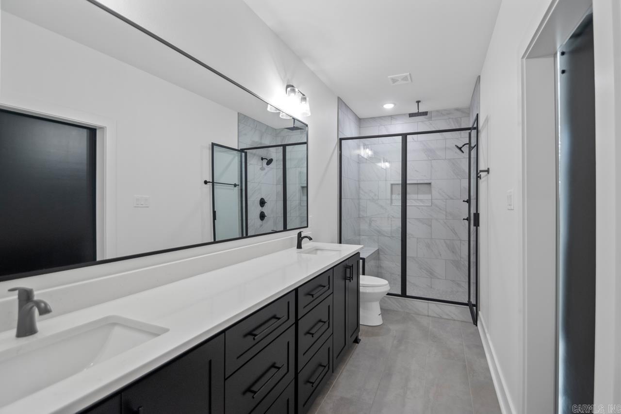 SPENCER CROSSING LLC - Residential