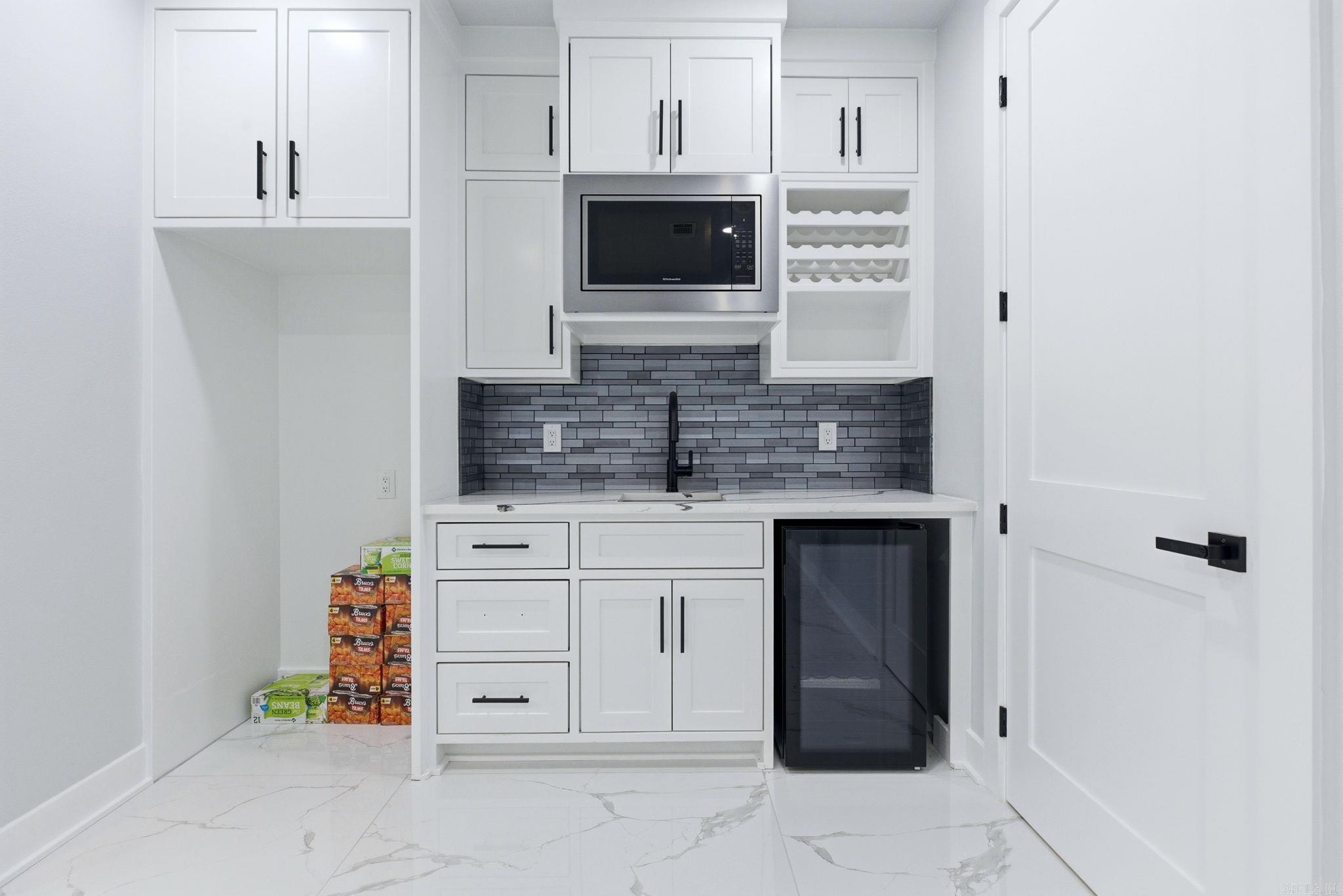 OAK GLEN - Residential