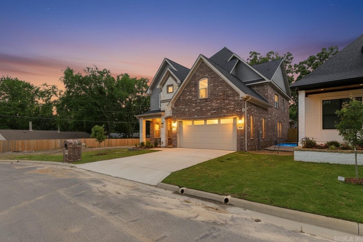 OAK GLEN - Residential