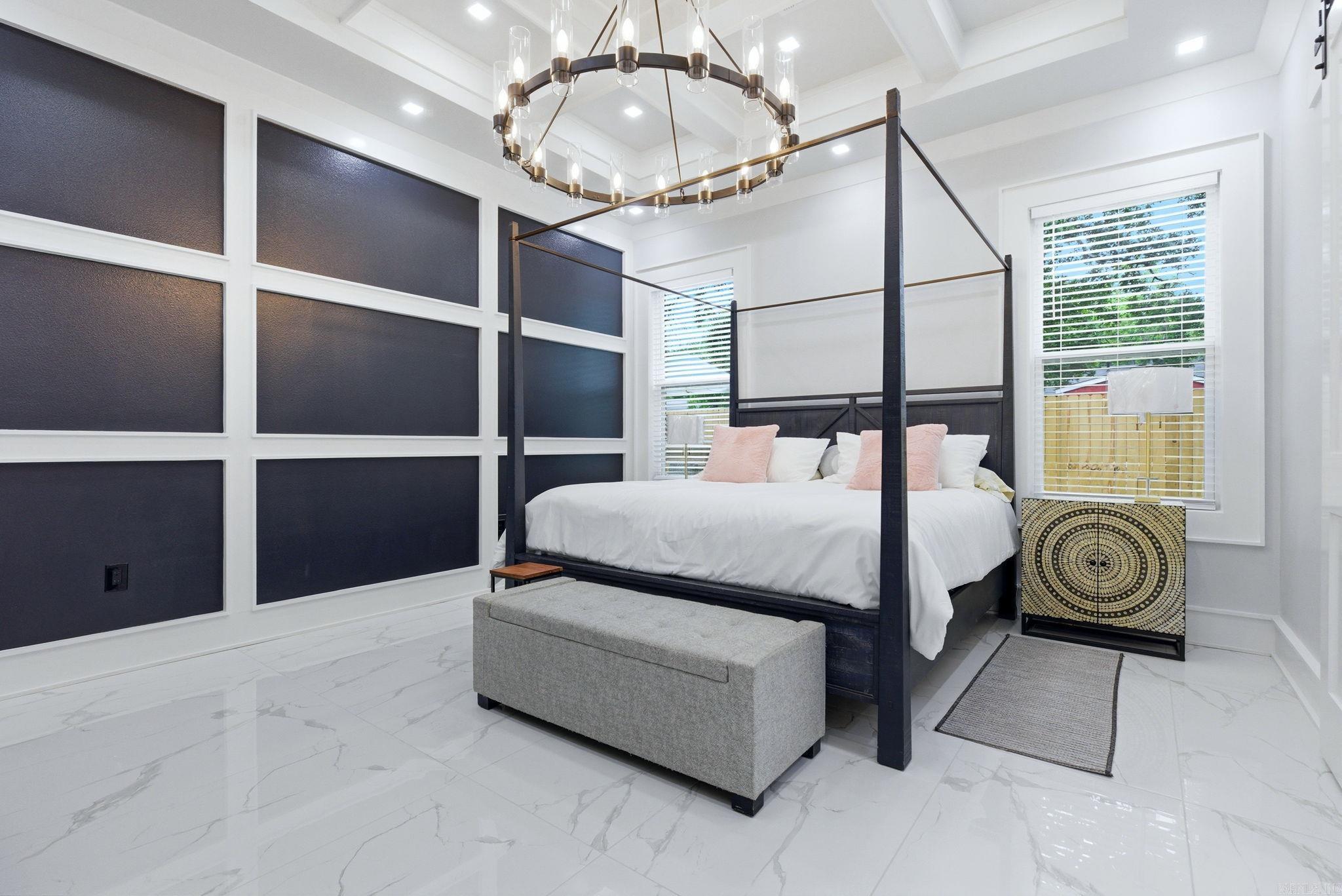 OAK GLEN - Residential