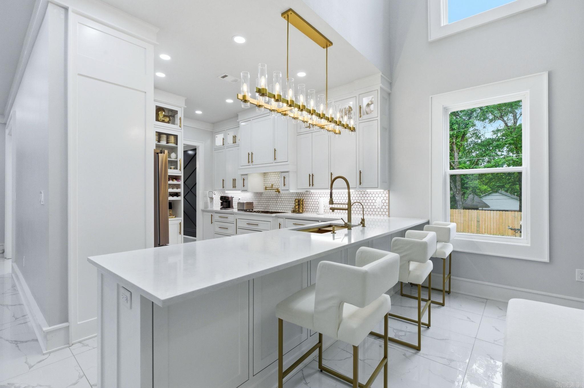 OAK GLEN - Residential