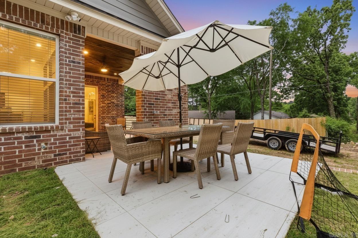 OAK GLEN - Residential