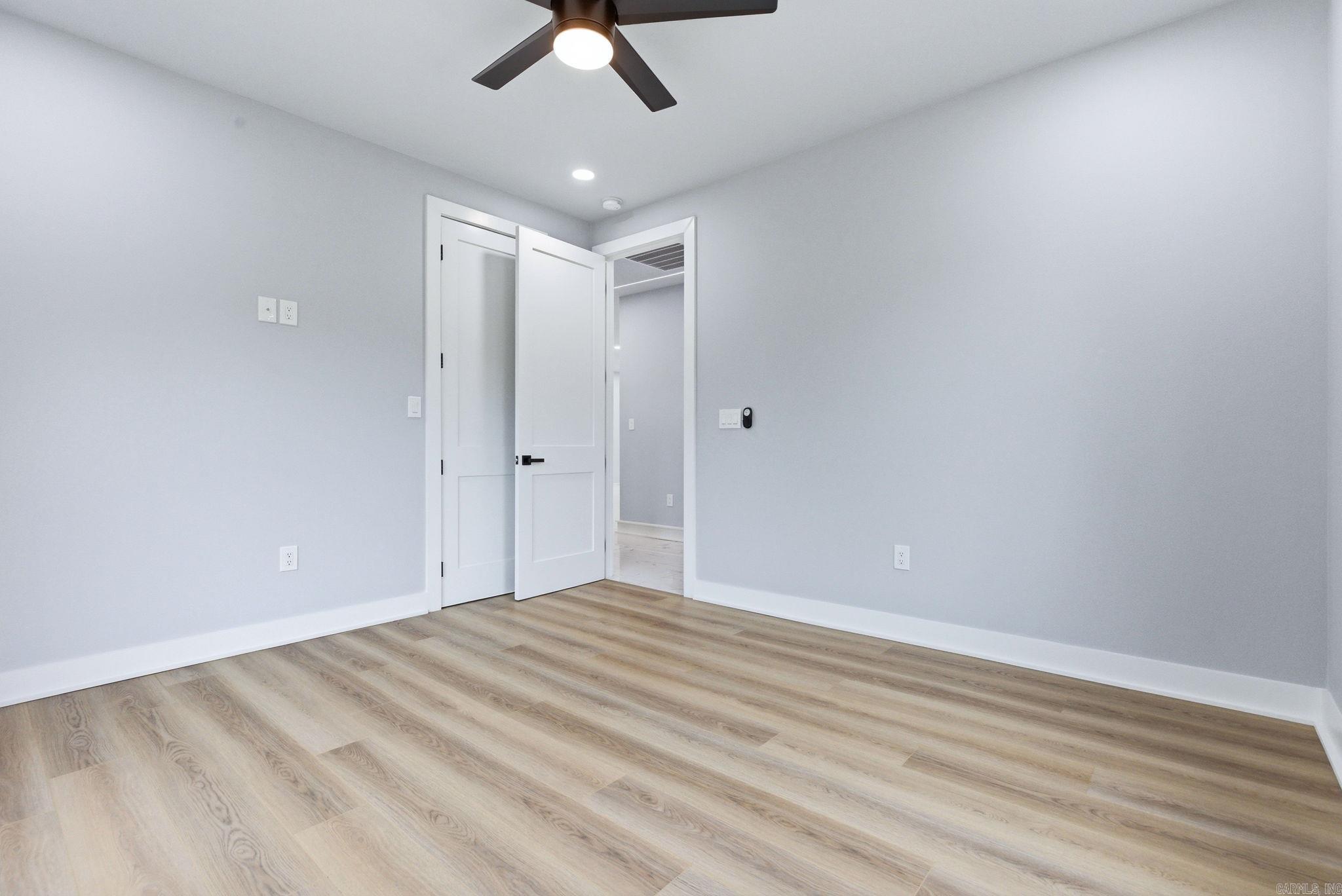 OAK GLEN - Residential