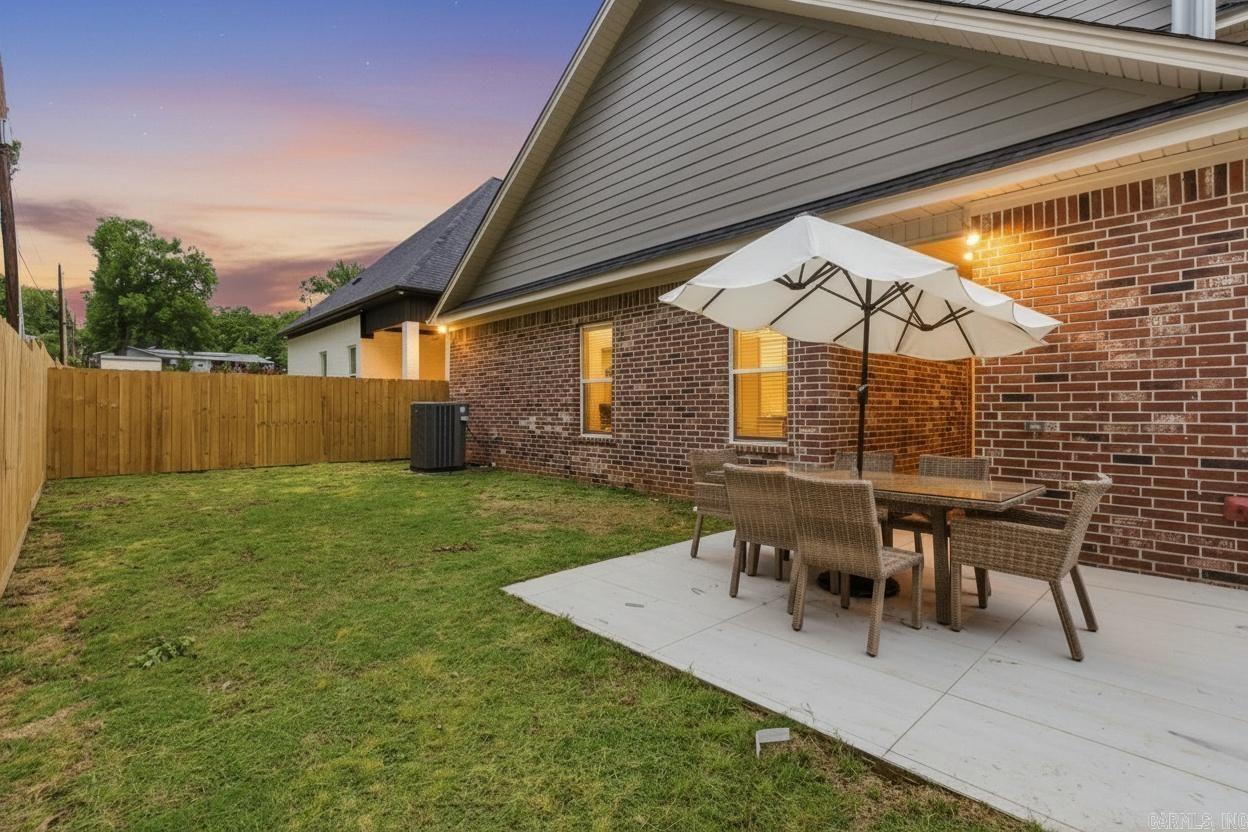 OAK GLEN - Residential