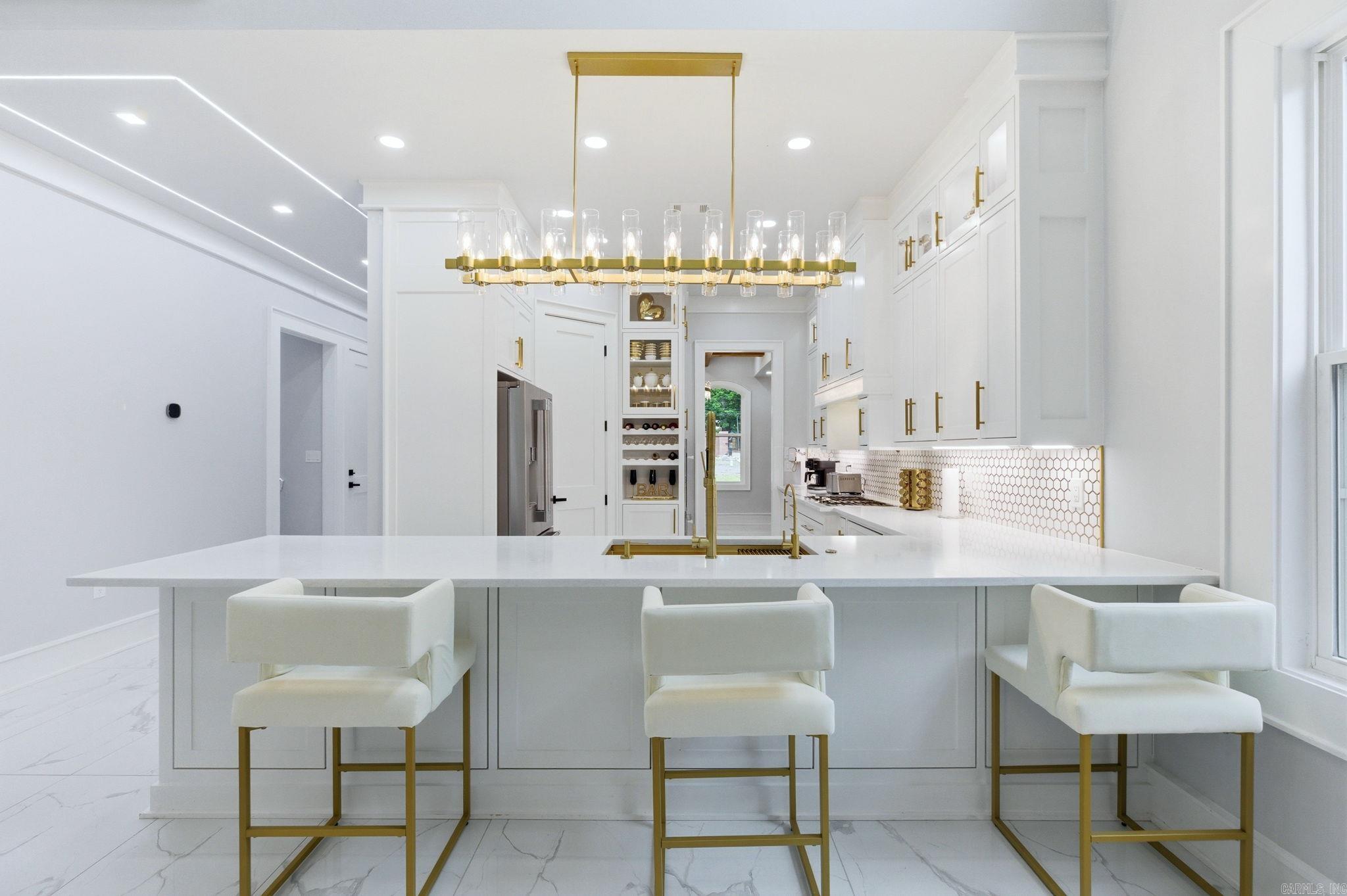 OAK GLEN - Residential