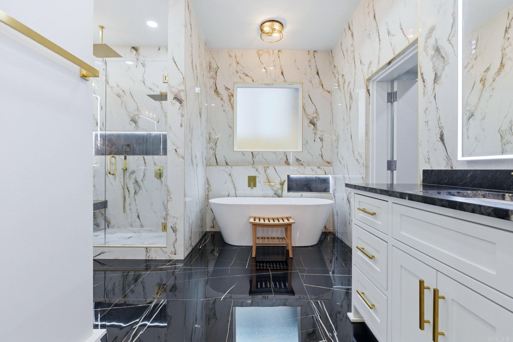 OAK GLEN - Residential